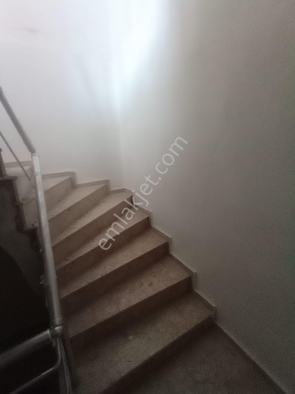Fırsat Portföy! Buca Onat Caddesi Üzerinde Devren Değil, Kiralık - Görsel 17