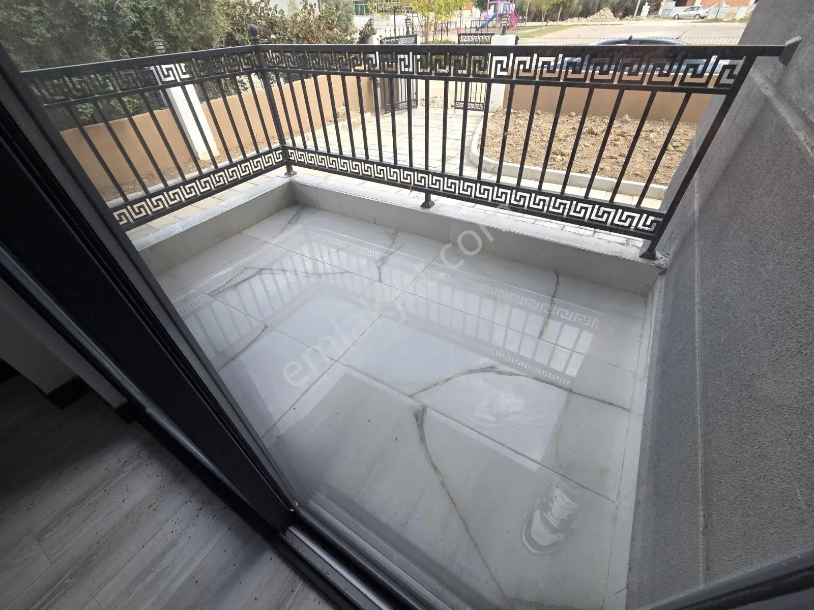 Termessos'un Karşısında Kiralık 100 M2 2+1 Giriş Daire - Görsel 5