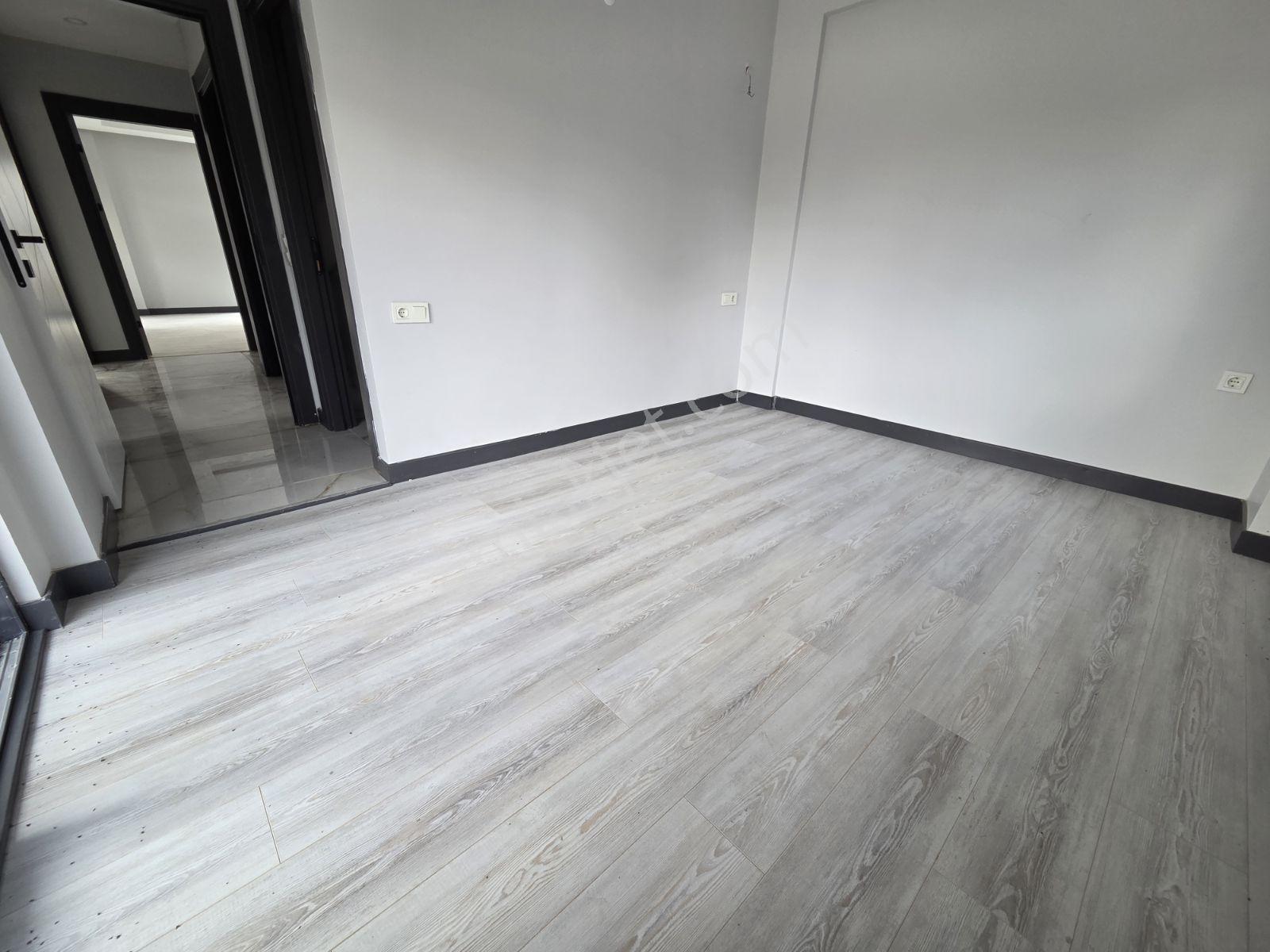 Termessos'un Karşısında Kiralık 100 M2 2+1 Giriş Daire - Görsel 11