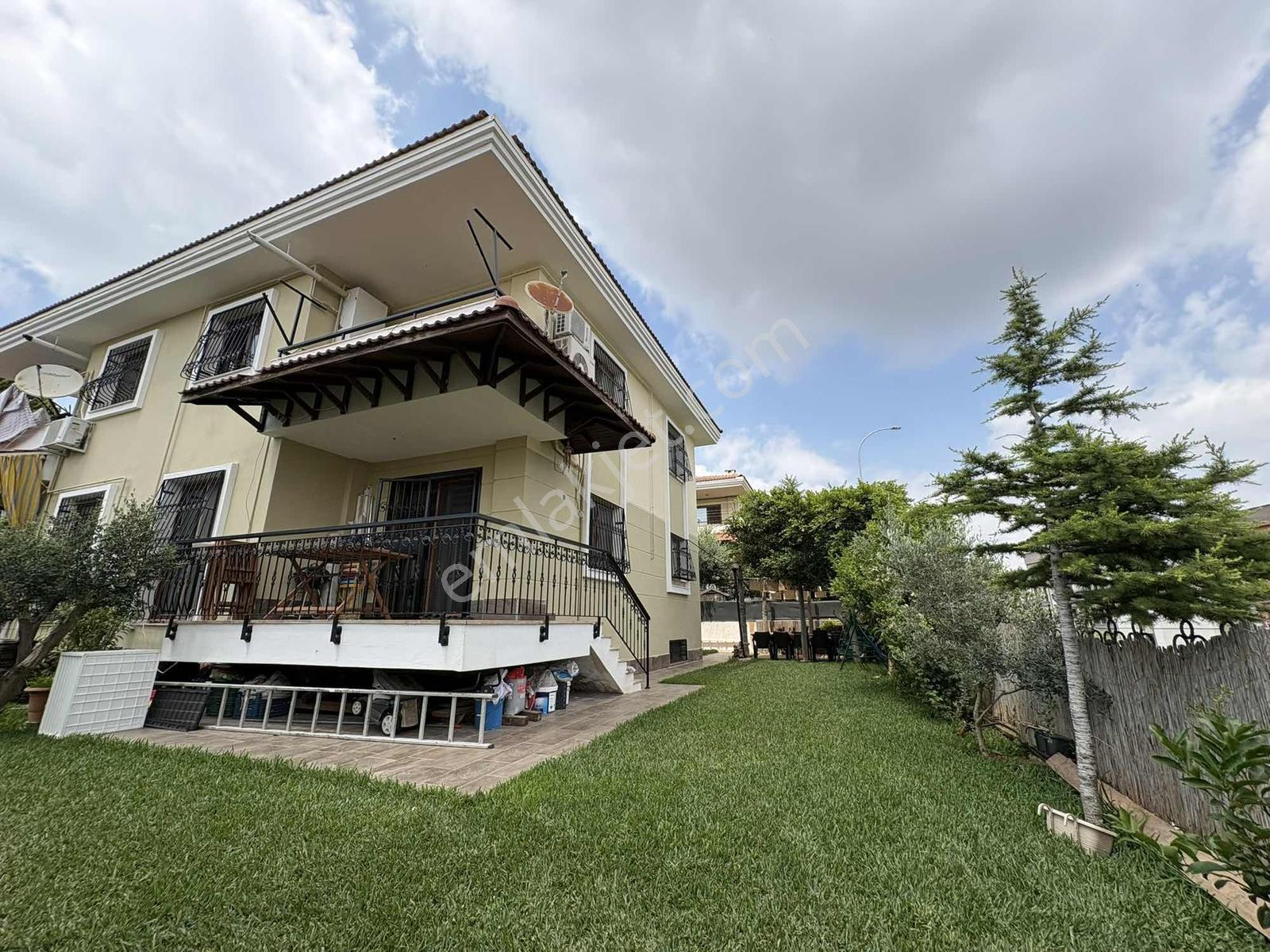 Acill Akkuyu Villaları'nda Prestijli Yaşam 6+1 Bodrumlu Dubleks