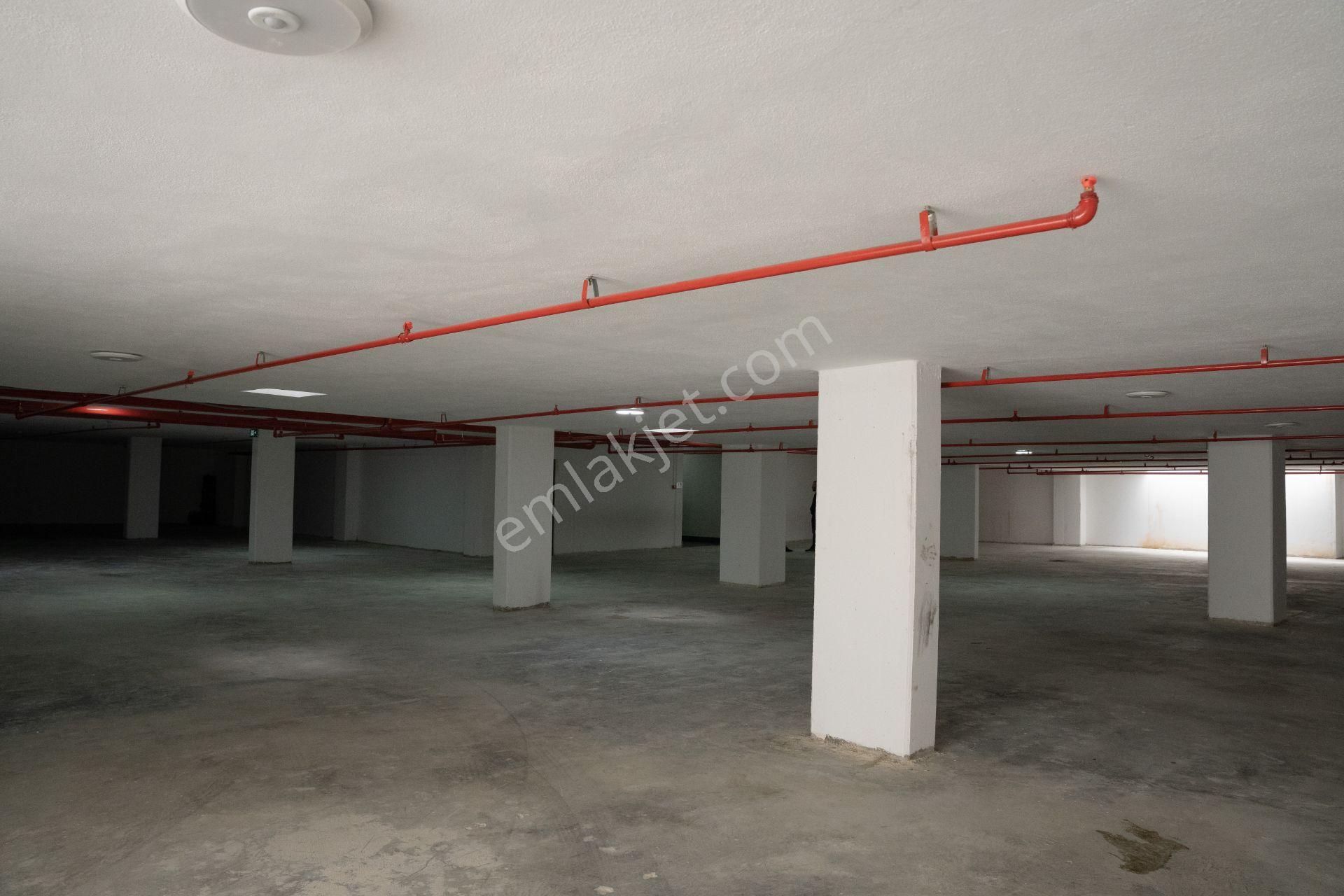 Meydan Kavşağında K.otoparklı Site İçi Lüks 2+1 Daire - Görsel 21