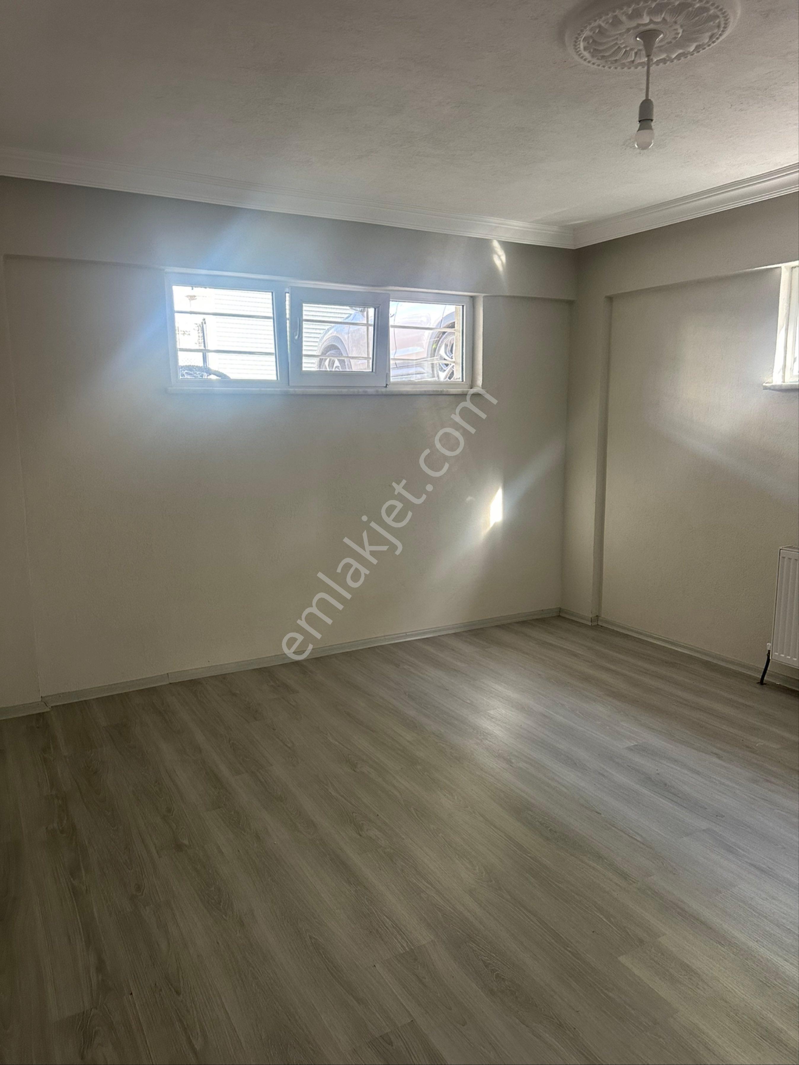 Salih Emlaktan Mehmet Akif Mahallesinde Kiralık 3+1 Geniş Daire - Görsel 5