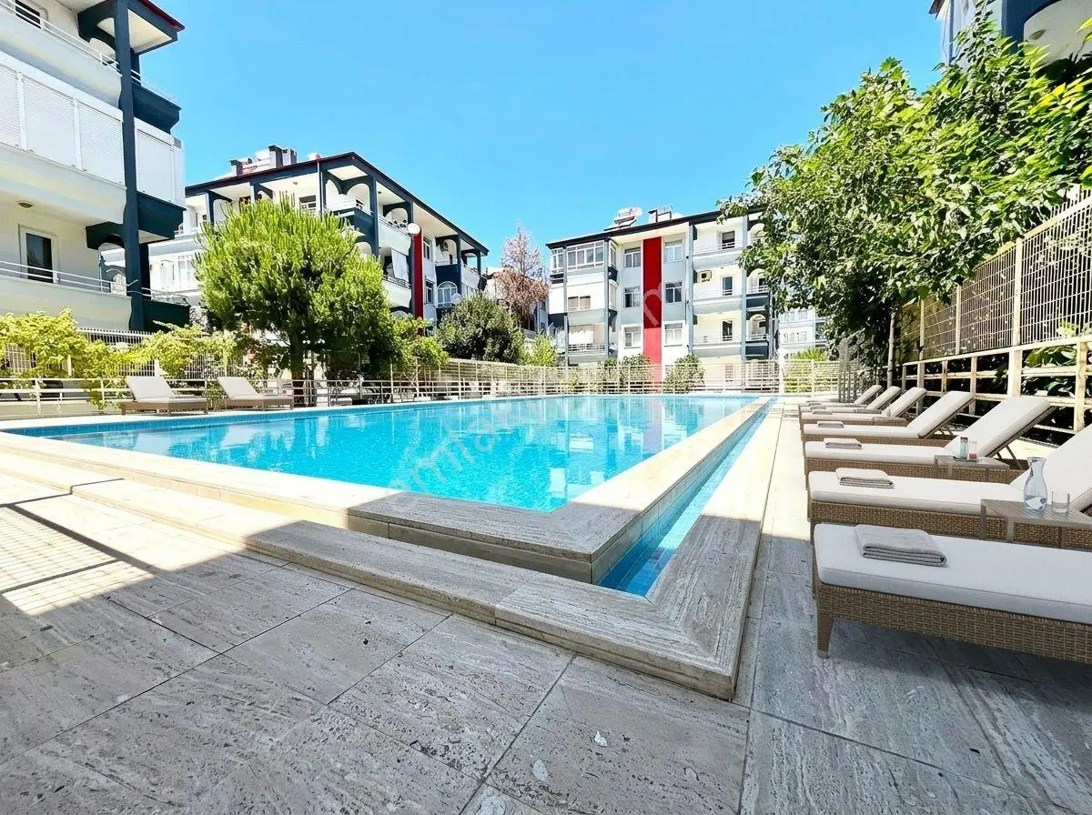 ▓yetkisi Yükselden Altınkumda Havuzlu Sitede Ön Cephe 3+1 Daire▓