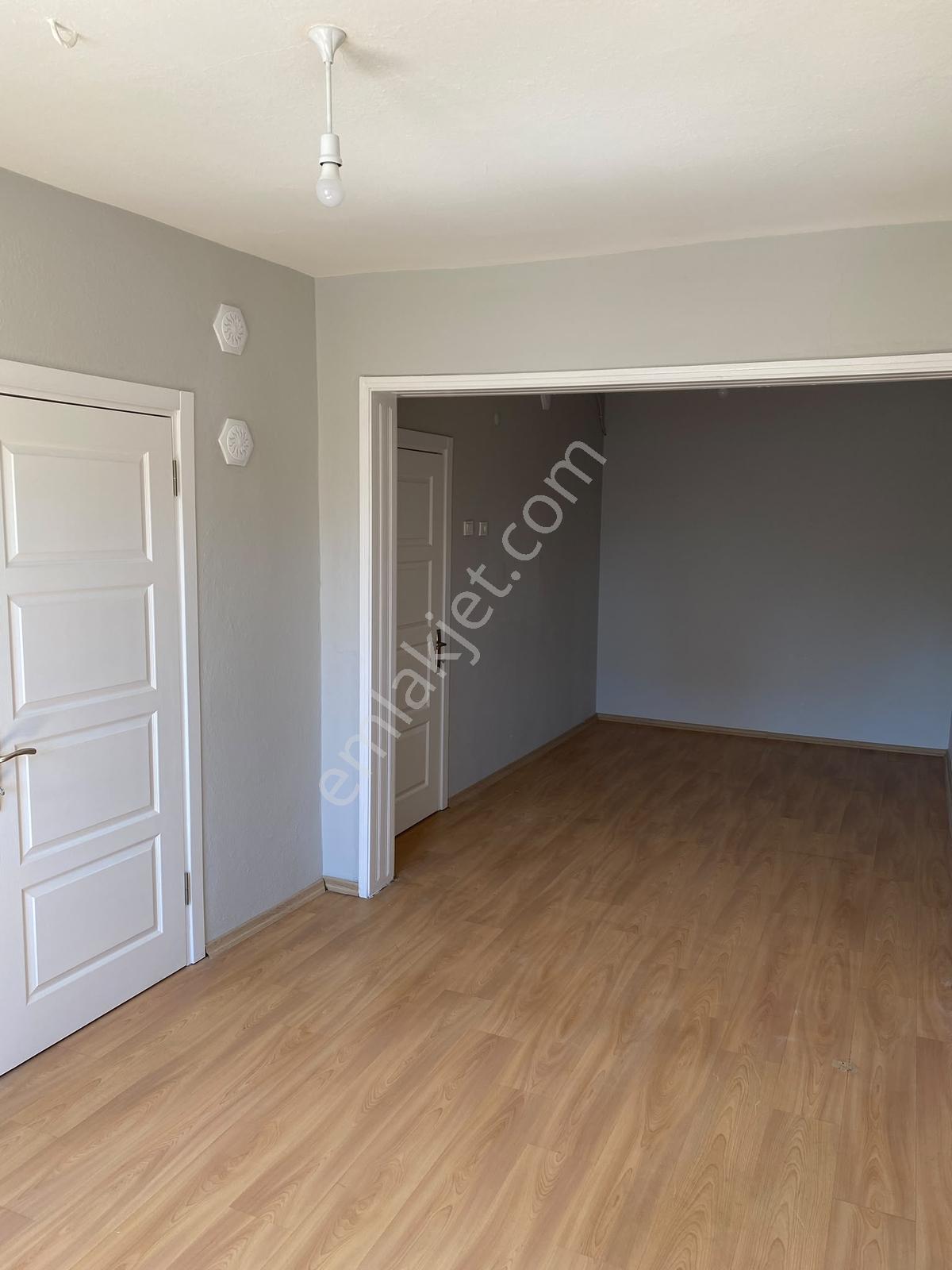 Soğanlı Kanalboyu Caddeye Cephe 2+1 Kiralık Daire - Görsel 6