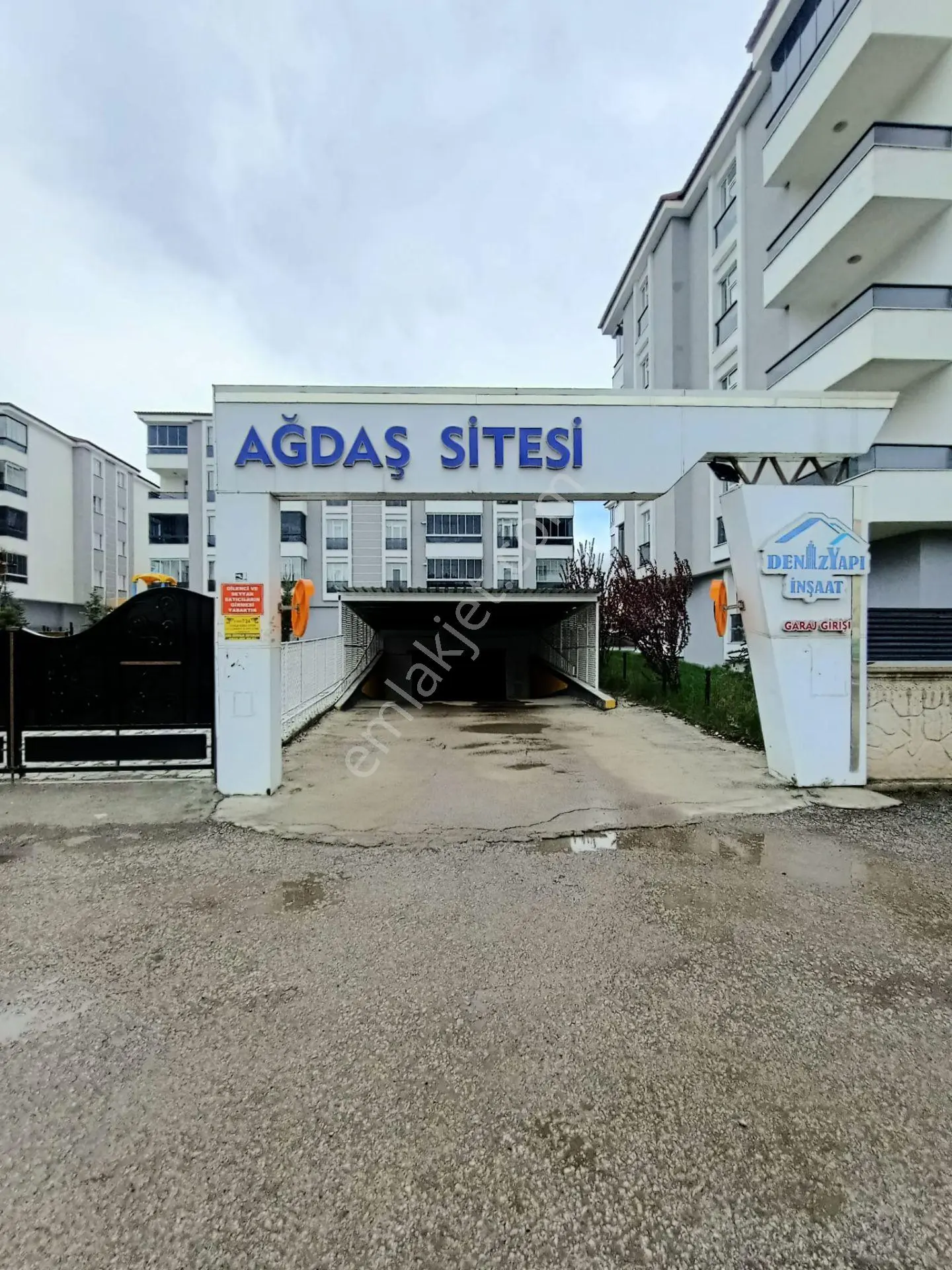 Atılım Gold Emlak'tan Dadaşkent'te Özel Kilerli, Kapalı Otoparklı 3+1 Lüx Ara Kat