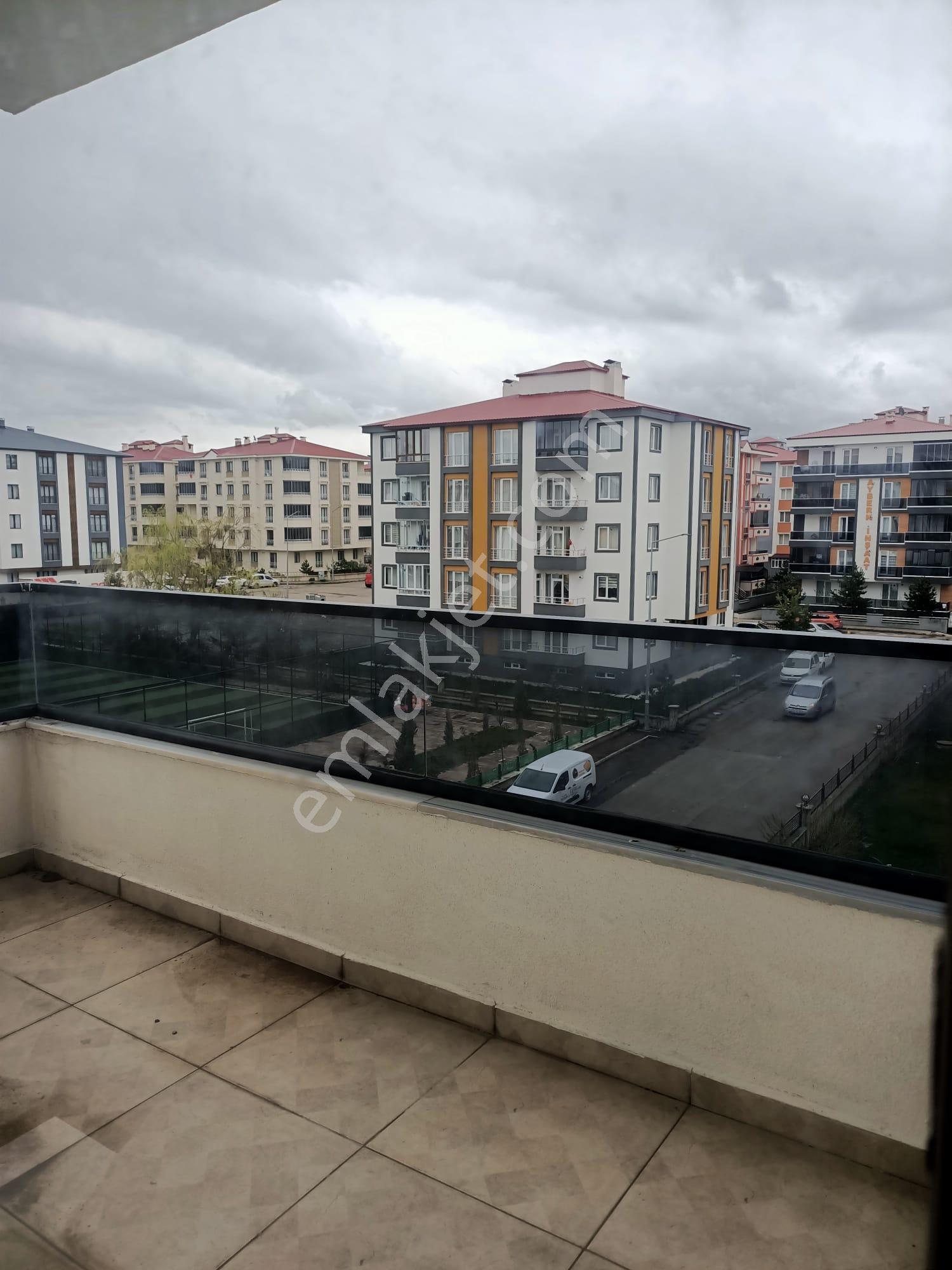Atılım Gold Emlak'tan Dadaşkent'te Özel Kilerli, Kapalı Otoparklı 3+1 Lüx Ara Kat - Görsel 20