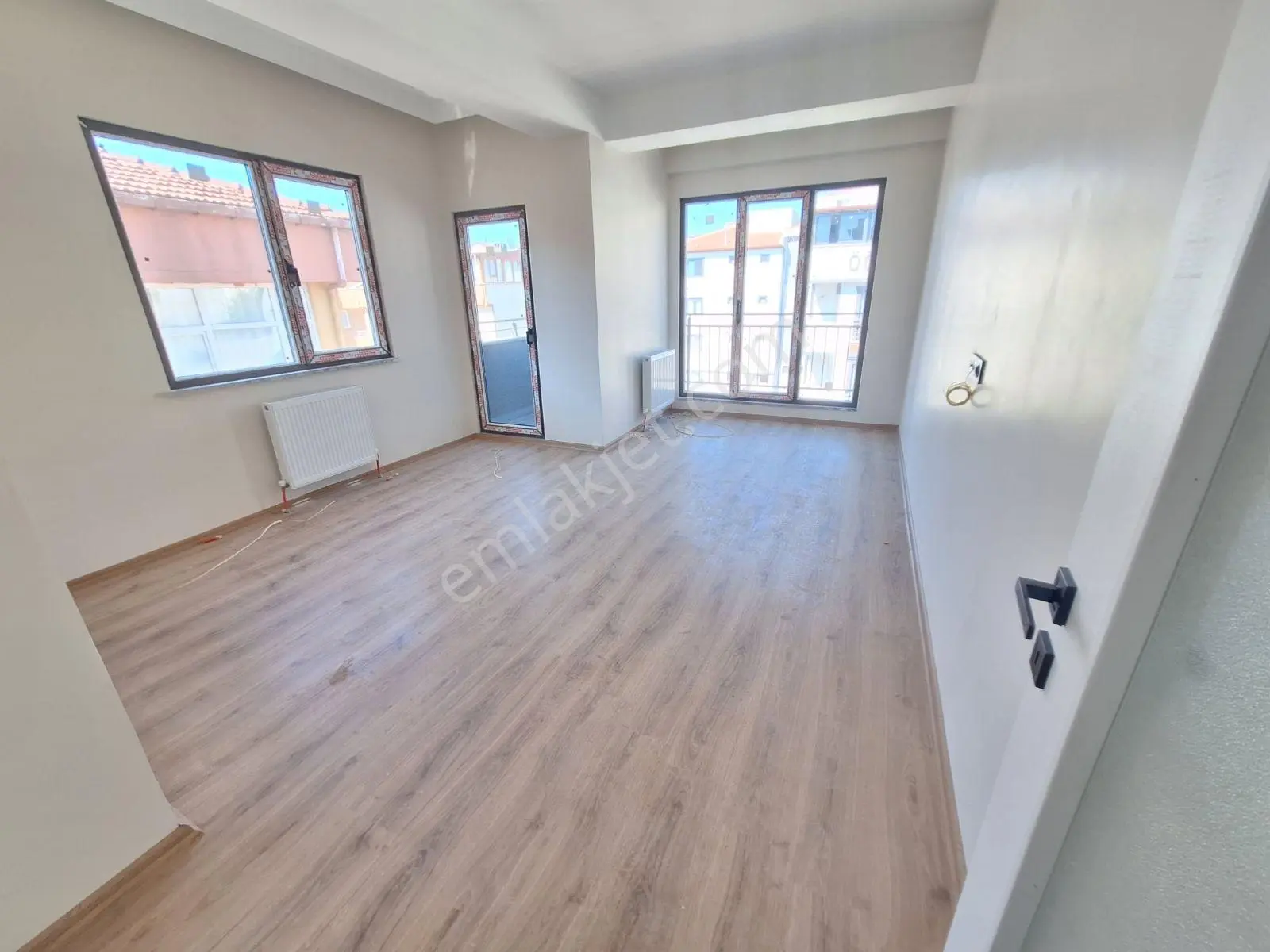 Çayırova Kiralık 3+1 Geniş Üst Dubleks Asansörlü Sıfır Özg.mah - Görsel 26