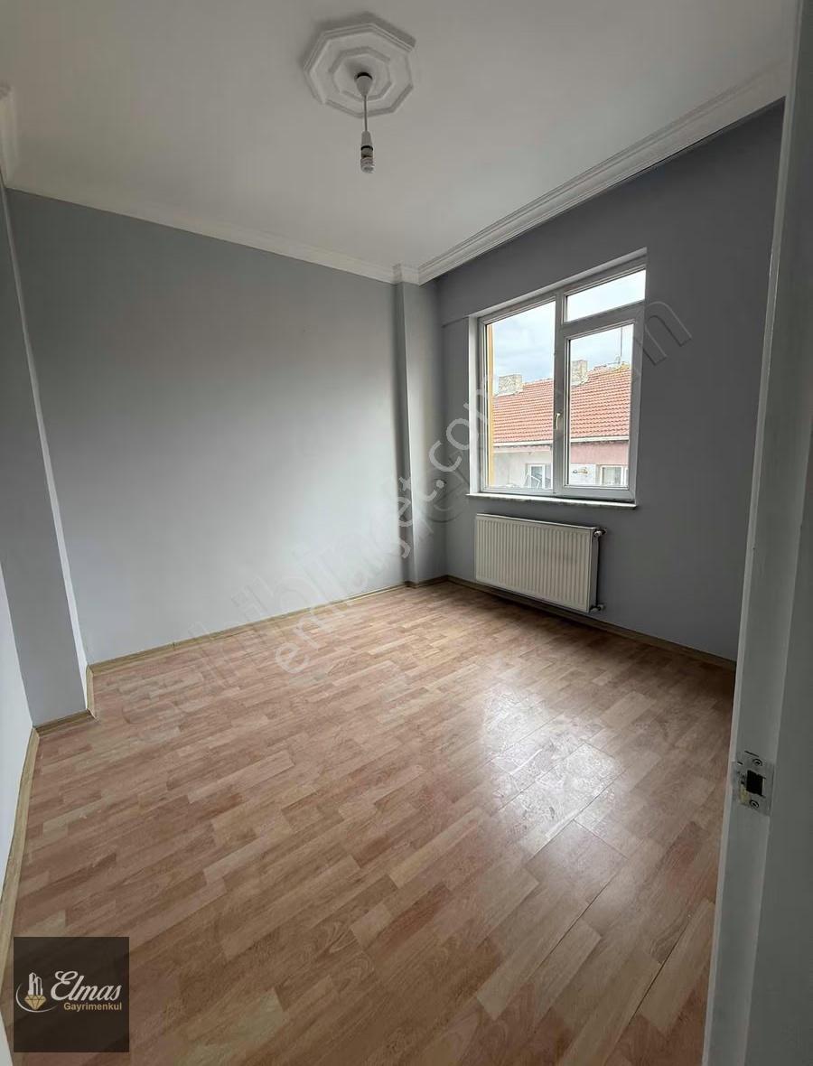 Elmas Emlaktan Kiralık 3+1 Geniş Ve Ferah Daire - Görsel 3