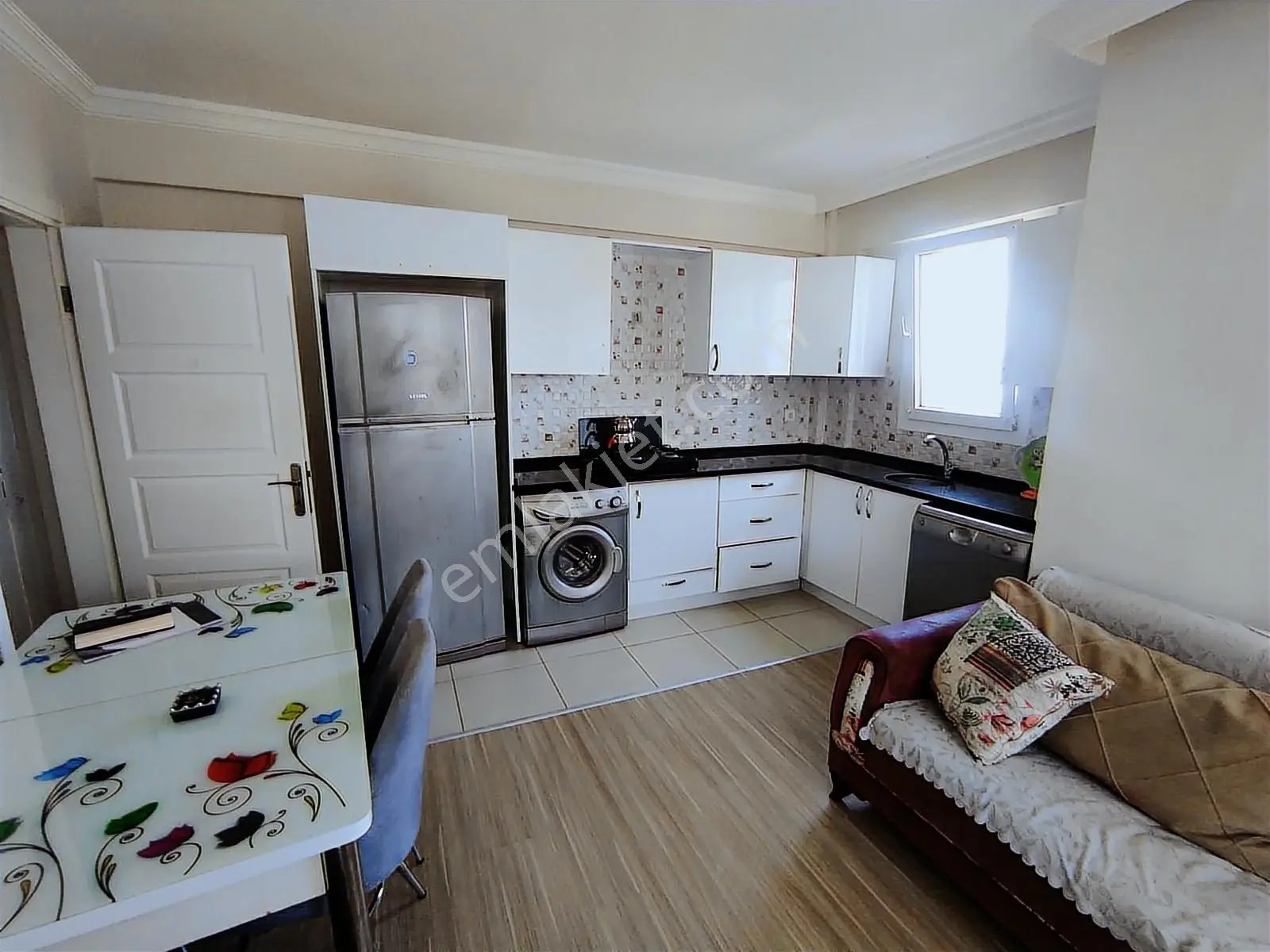 Çatalarik' Ta Uzun Dönem Kiralık Eşyalı 2+1 Daire - Görsel 3