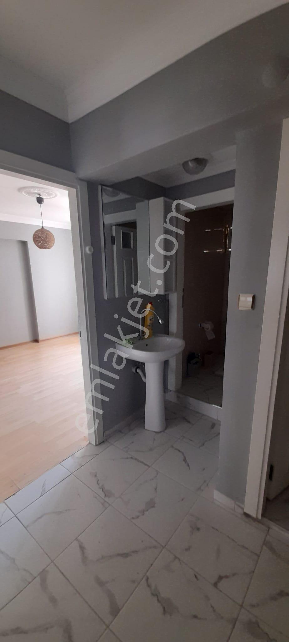 Bursa Elmasbahçeler Mah. Kiralık 2+1 Daire - Görsel 2