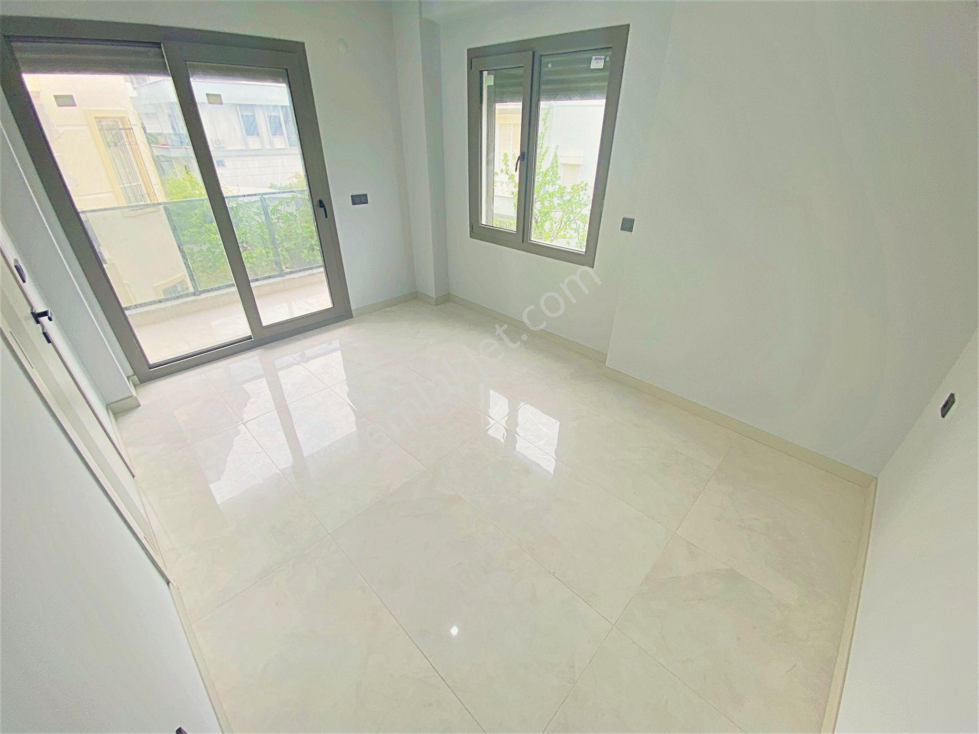 Güre’de Gültaş Emlaktan Satılık 3+1 Ebeveny Banyolu Bahçeli Lüks Villa - Görsel 26