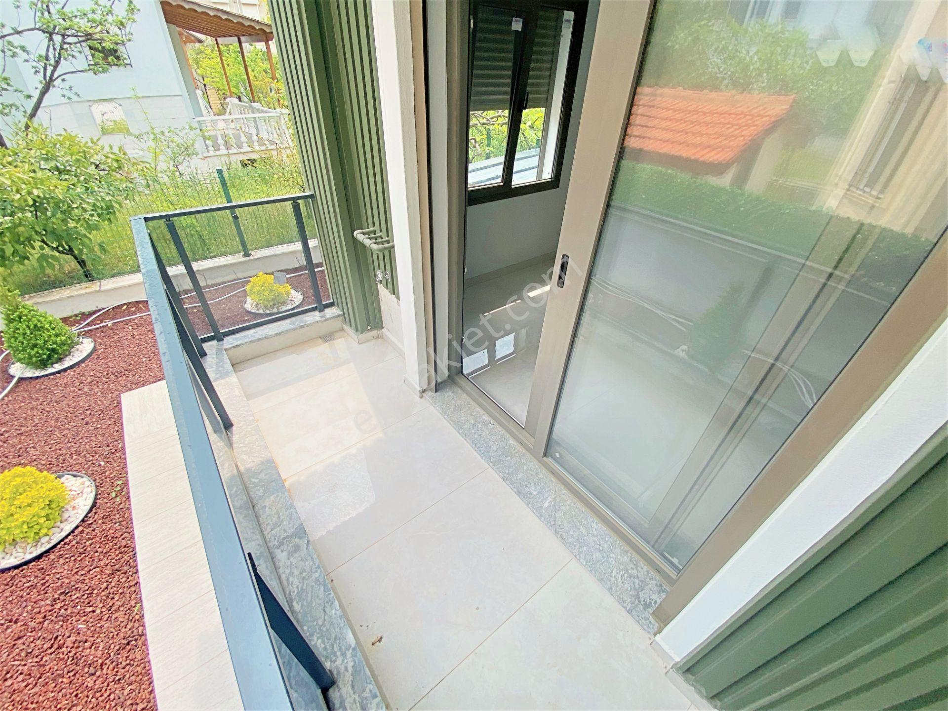Güre’de Gültaş Emlaktan Satılık 3+1 Ebeveny Banyolu Bahçeli Lüks Villa - Görsel 18