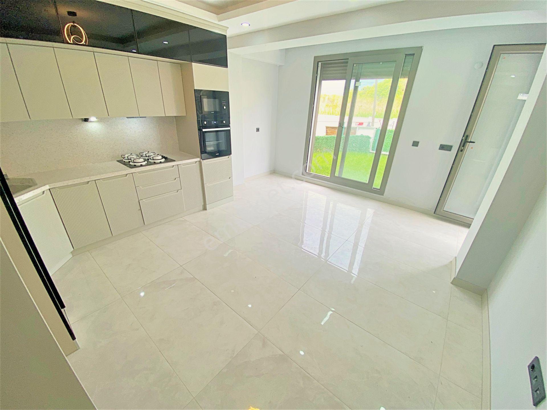 Güre’de Gültaş Emlaktan Satılık 3+1 Ebeveny Banyolu Bahçeli Lüks Villa - Görsel 19