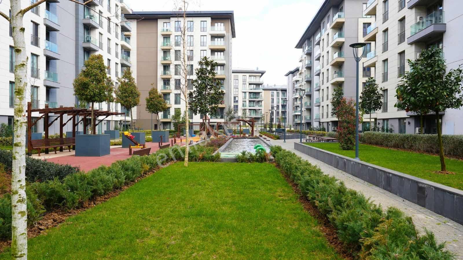 Emlak Konut Çınarköy Evleri'nde 2+1 98 M² | Geniş Plan | Peyzaj - Görsel 13