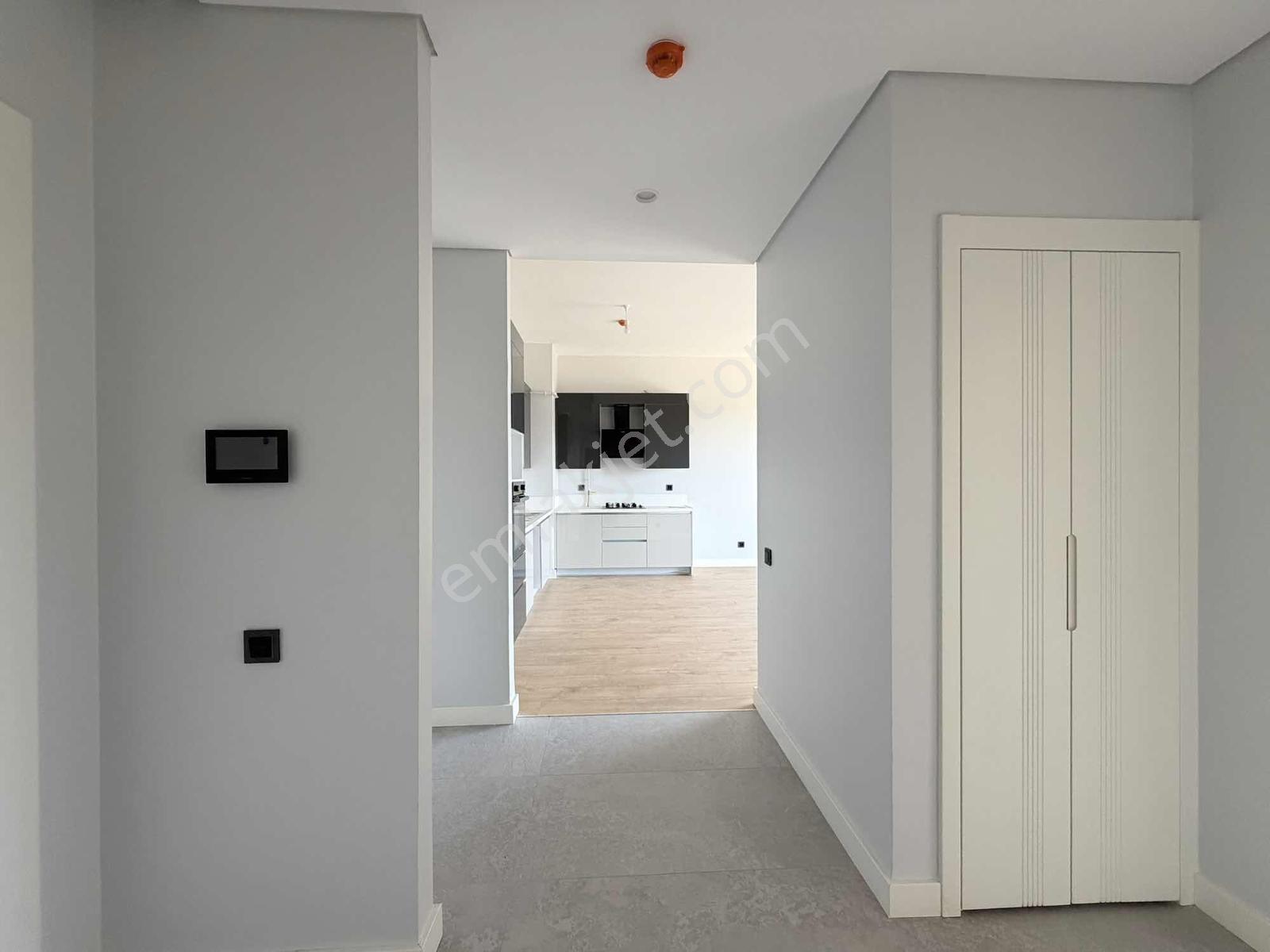 Emlak Konut Çınarköy Evleri'nde 2+1 98 M² | Geniş Plan | Peyzaj - Görsel 20