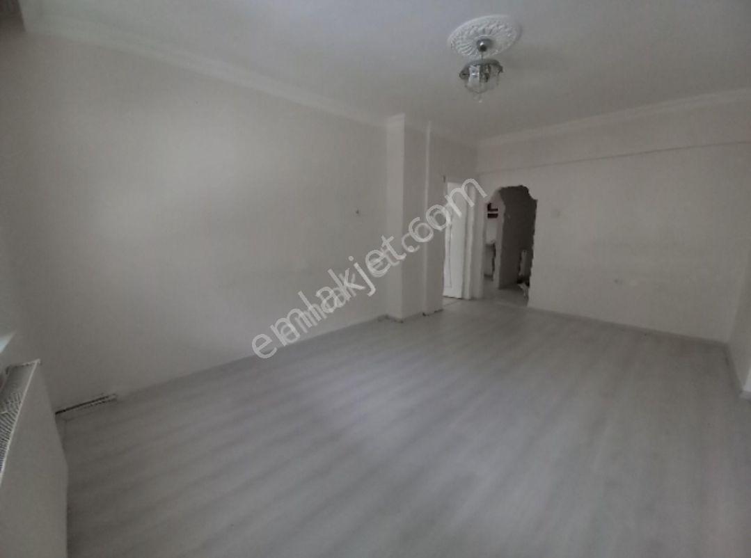 Selçuklu Mahallesi Yüksek Giriş 2+1 Salona Bir Oda Bağımlı İskansız - Görsel 11