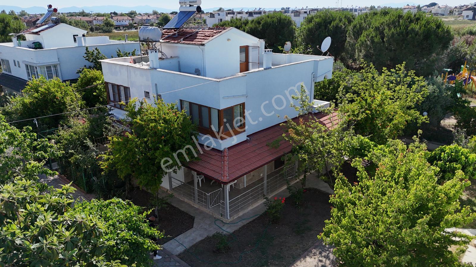 İzmir Dikili Salihleraltında Başaran Sitesinde Satılık 3+1 Villa - Görsel 3