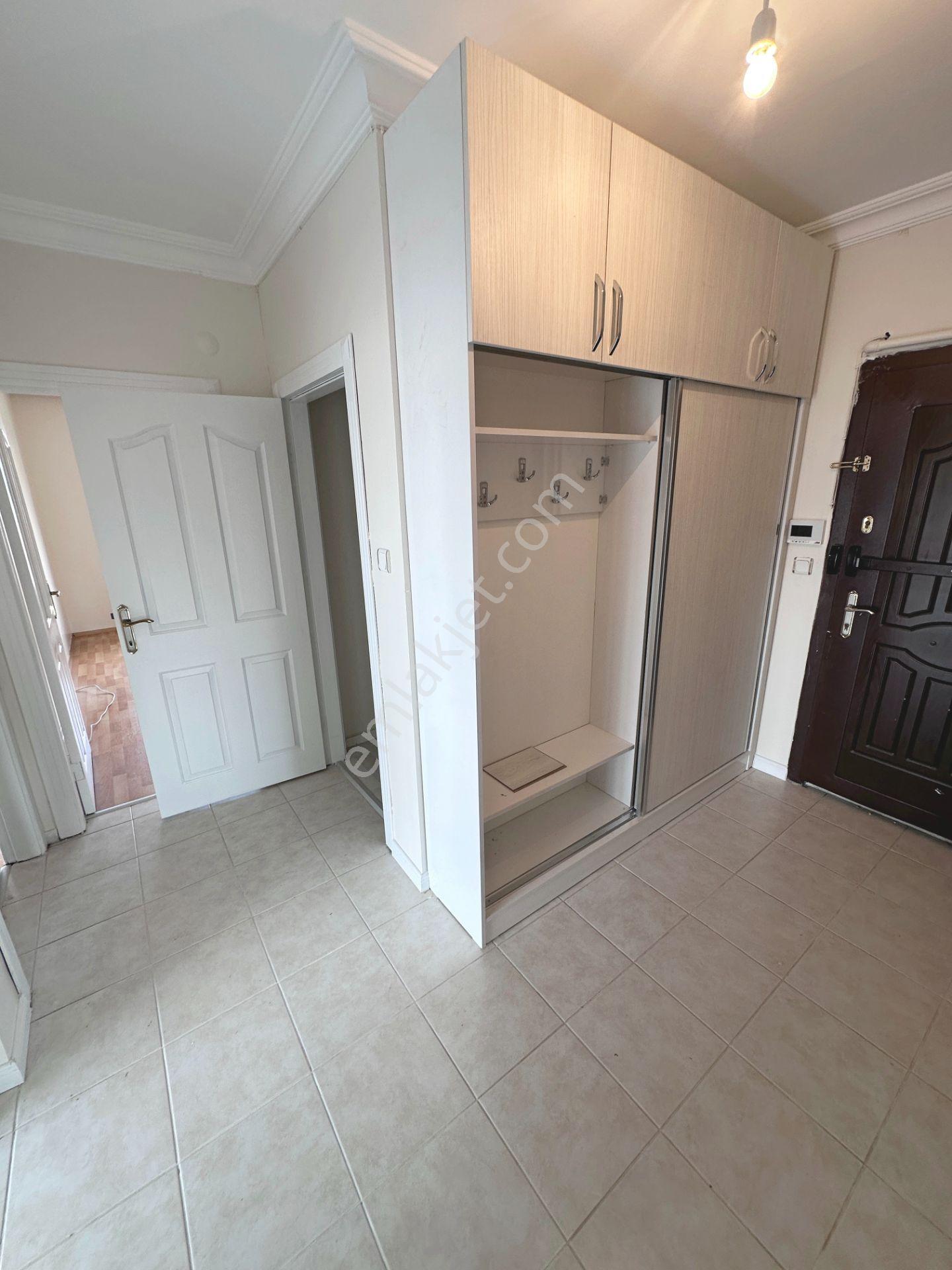Demirlibahçe Tren Yakını Asansörlü Geniş Yapılı Kilerli 3+1 Kiralık Daire - Görsel 30