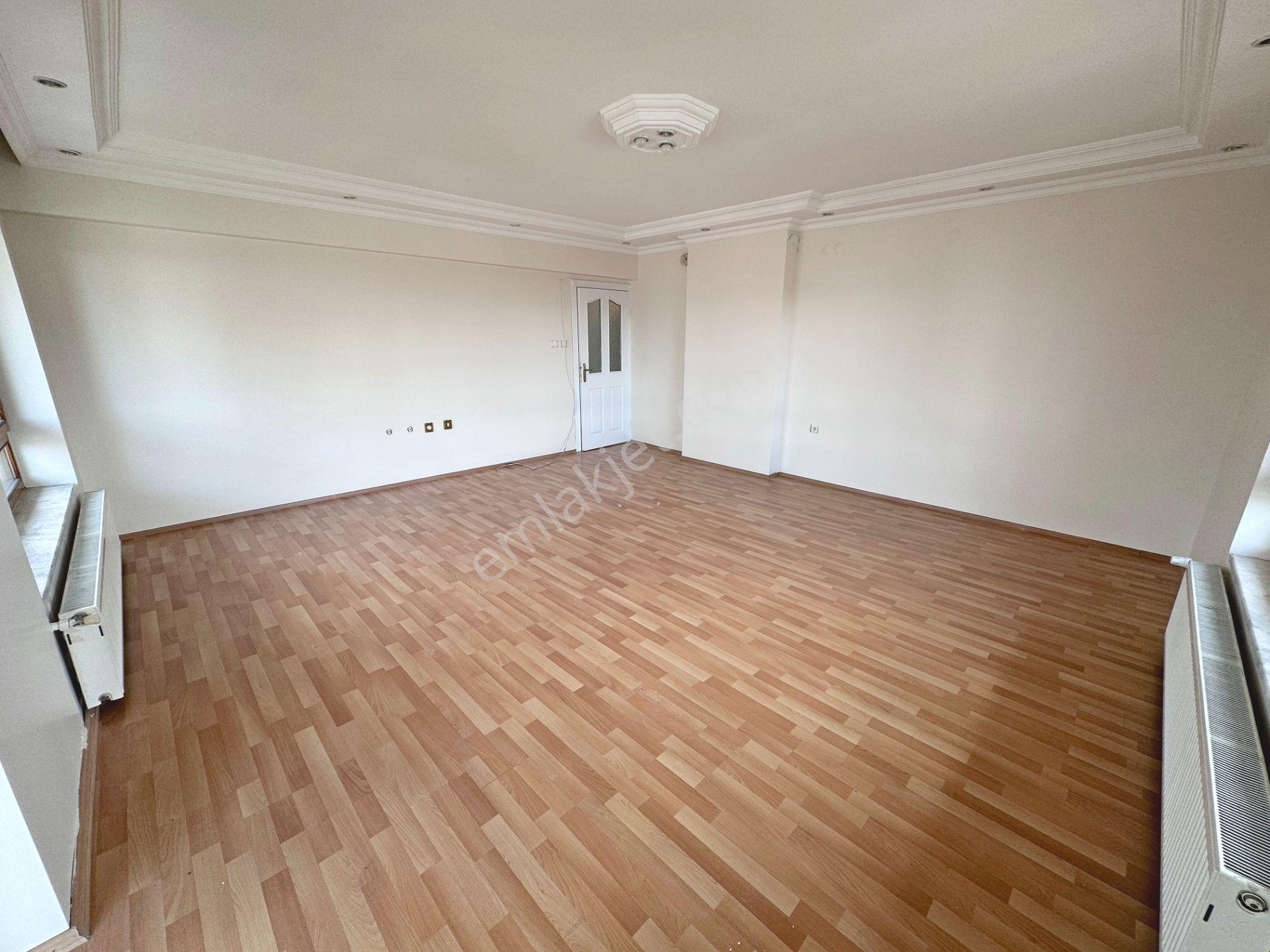 Demirlibahçe Tren Yakını Asansörlü Geniş Yapılı Kilerli 3+1 Kiralık Daire - Görsel 10