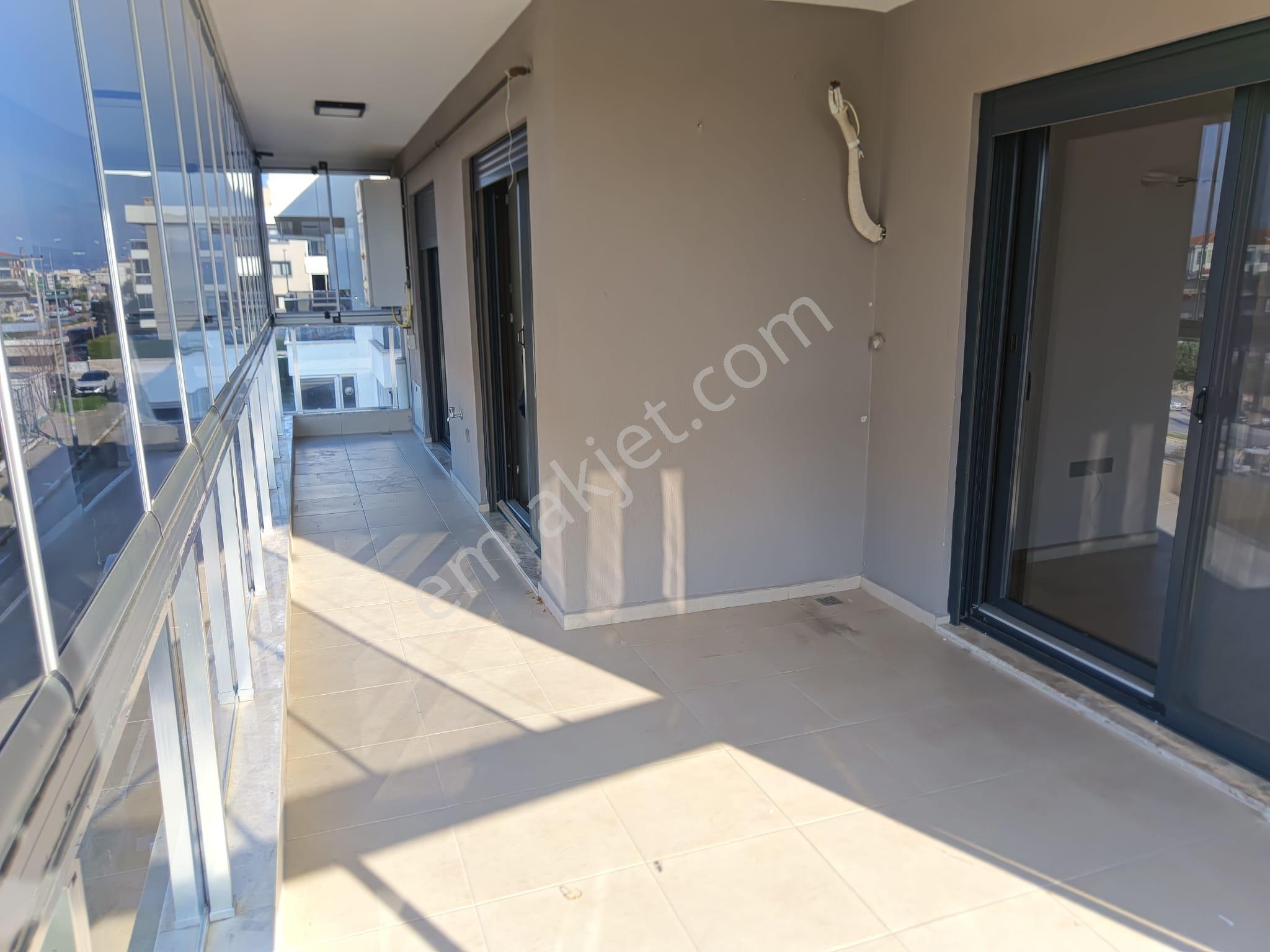 Menderes Turyap'tan Barbaros Mh. Havuzlu Site İçi Kiralık 2+1 - Görsel 11