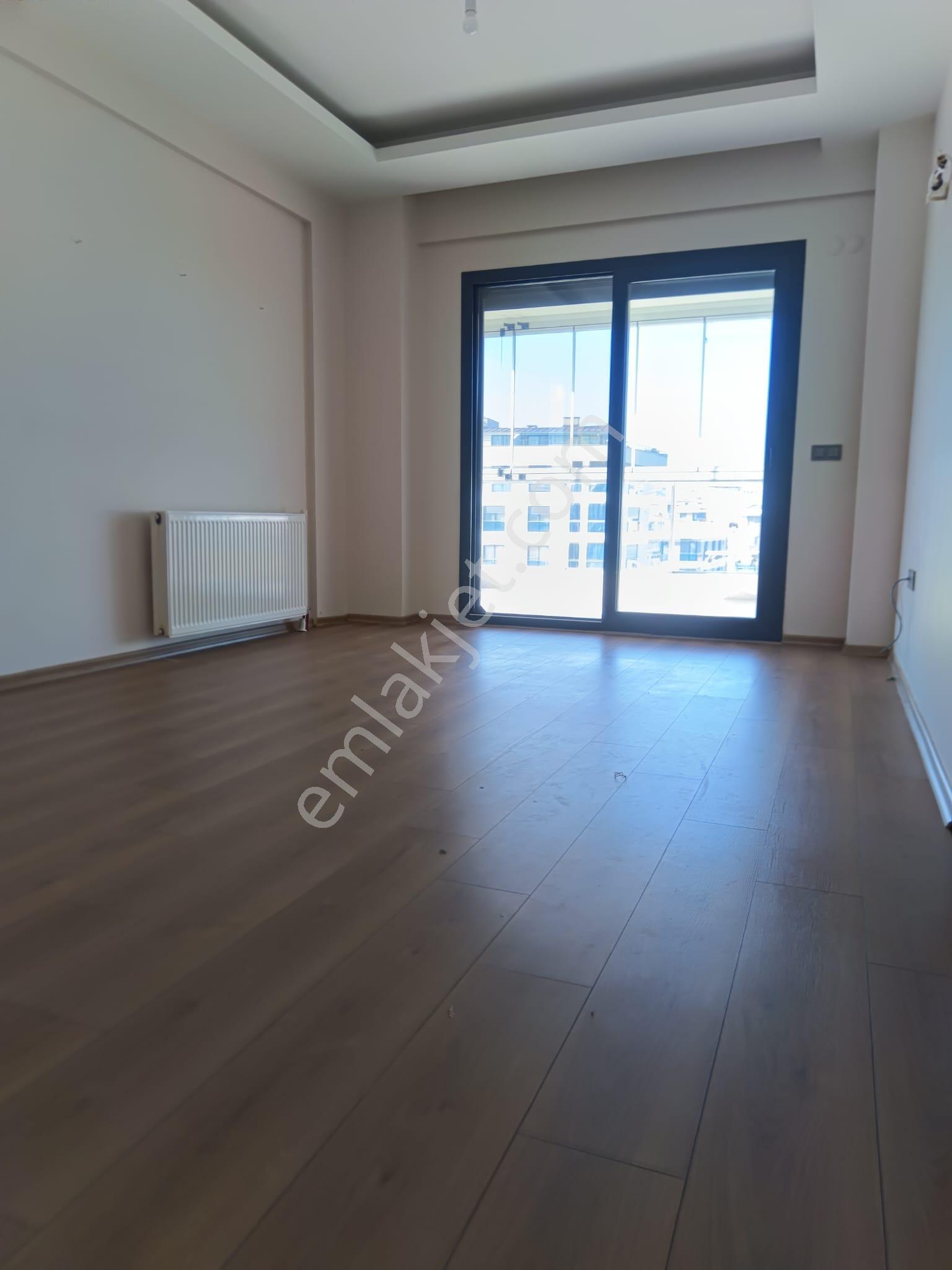 Menderes Turyap'tan Barbaros Mh. Havuzlu Site İçi Kiralık 2+1 - Görsel 13
