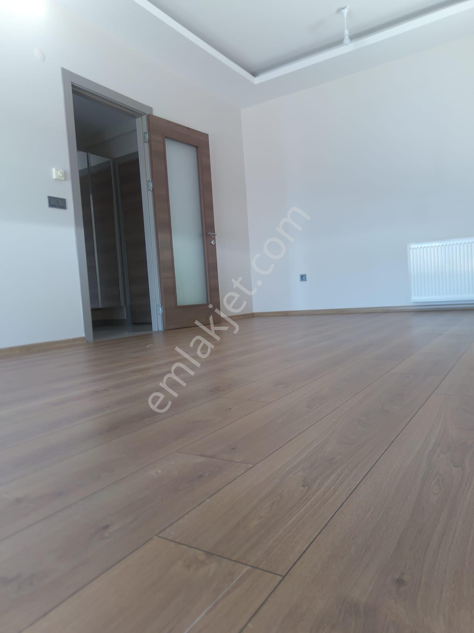 Menderes Turyap'tan Barbaros Mh. Havuzlu Site İçi Kiralık 2+1 - Görsel 14