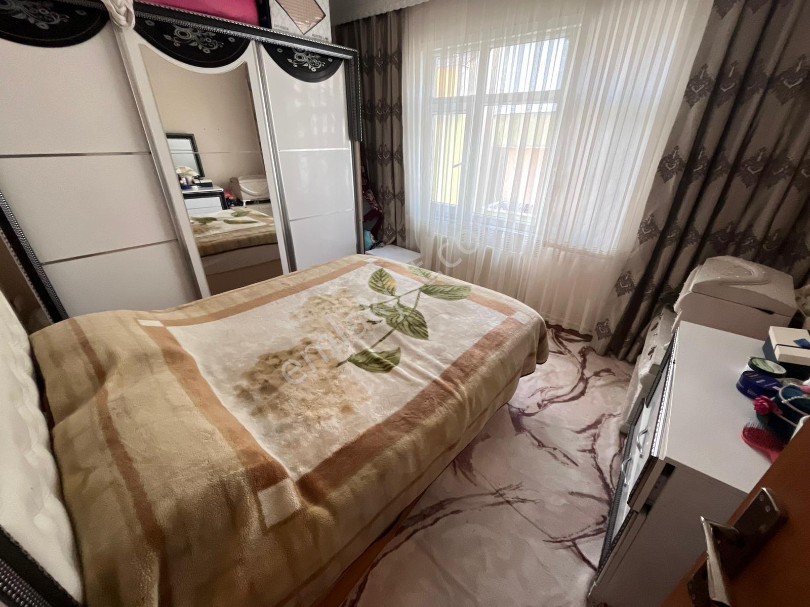 İsmetpaşa Mah Satılık 3+1 120m2 Hisseli 4.kat Masrafsız Daire - Görsel 3