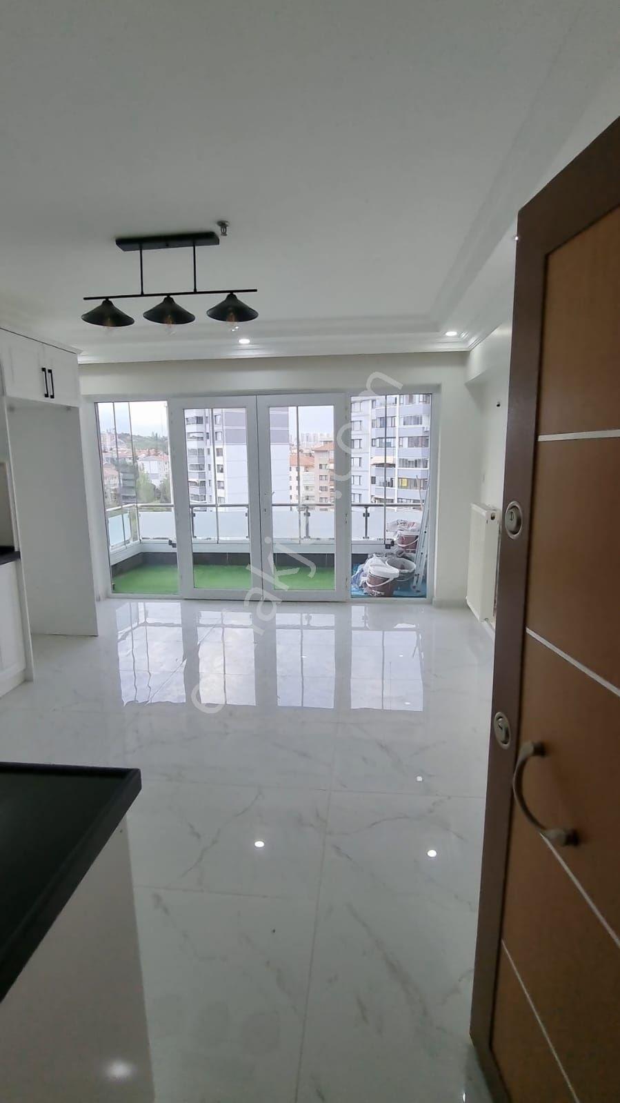 Eryaman Gimsa Karşısı Ful Yapılı Temiz Teraslı 2+1 Daire - Görsel 10