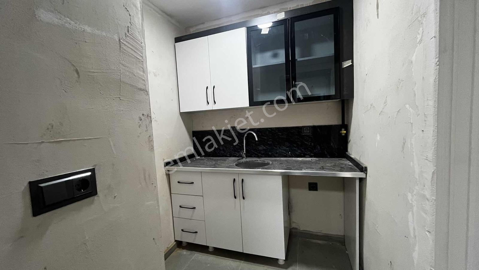 Güres Caddesi Mükemmel Lokasyonda Kiralık Ofis - Görsel 12