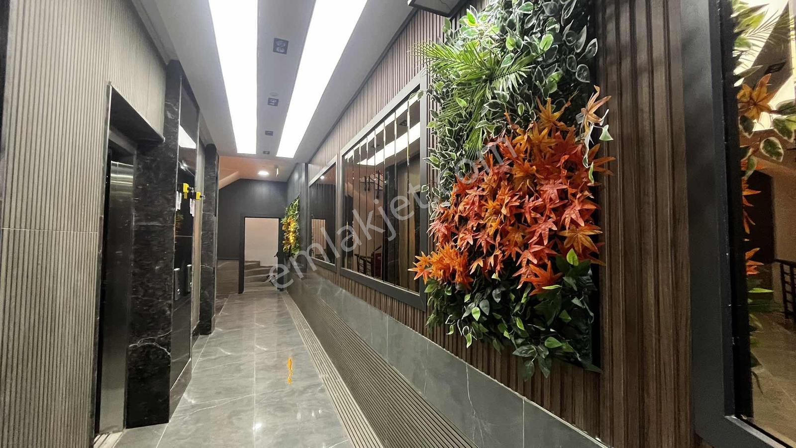 Güres Caddesi Mükemmel Lokasyonda Kiralık Ofis - Görsel 11