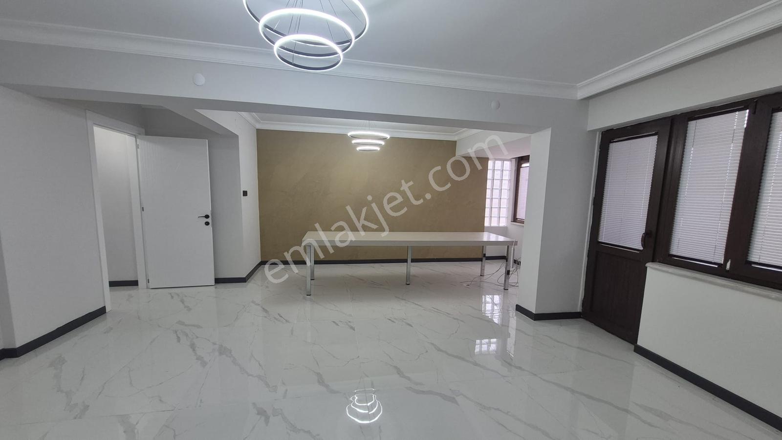Lobby Fortis'ten Saltak Mahallesinde 3+1 Kiralık Ofis, İşyeri, - Görsel 11
