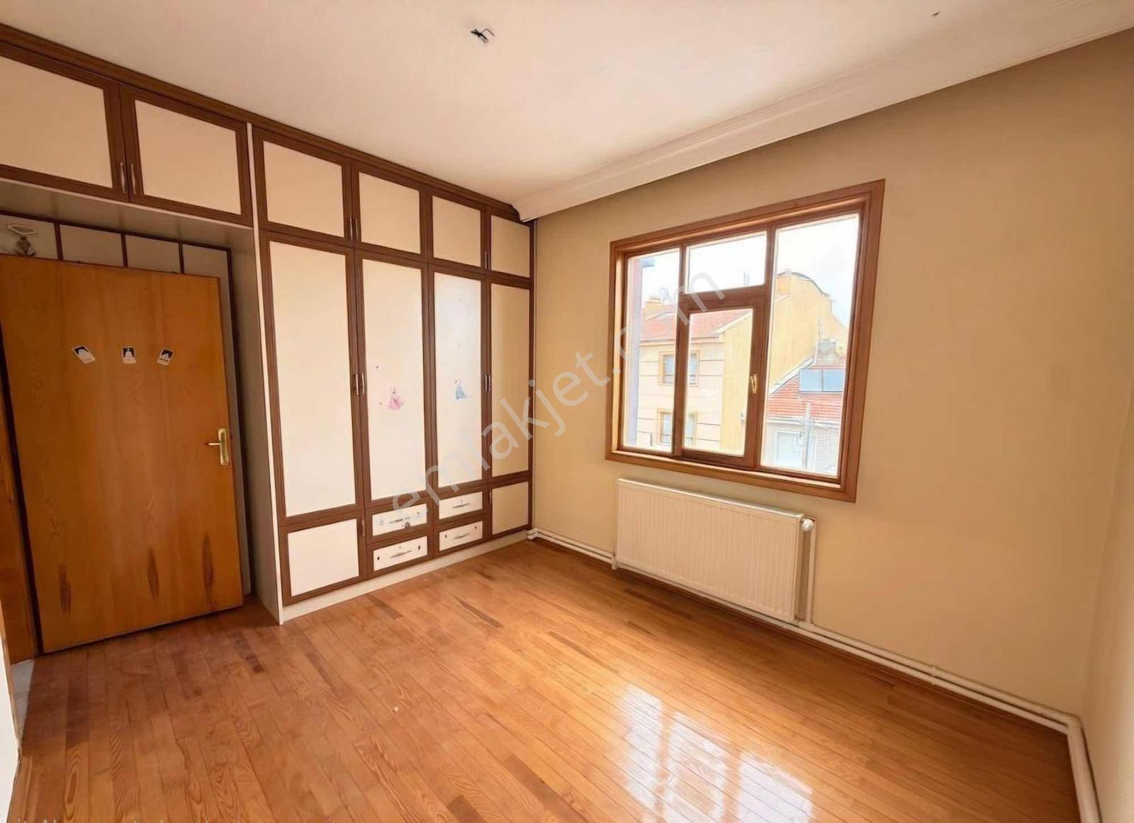 Akşemsettin Mahallesinde Güney Doğu Cepheli 3+1 Daire!! - Görsel 12