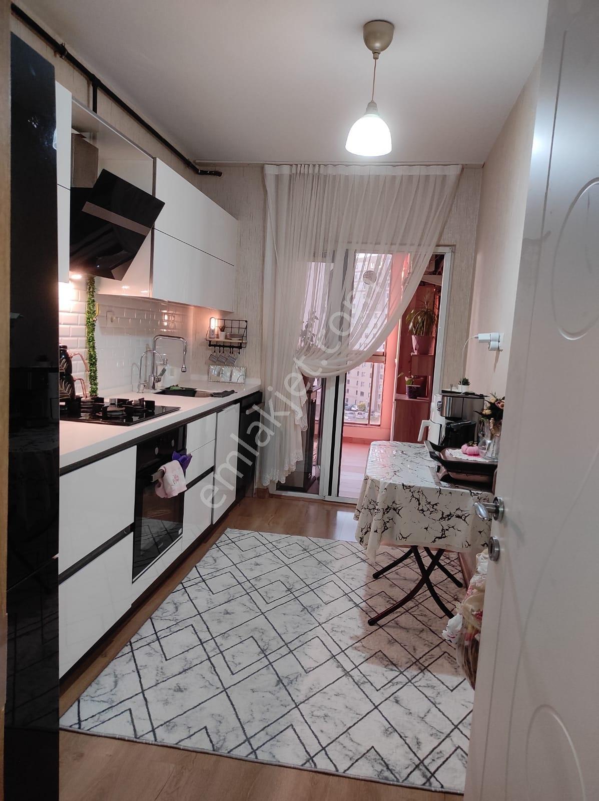 Remax Advantage'dan Sosyal Donatılı 2+1 Kiralık Daire - Görsel 13