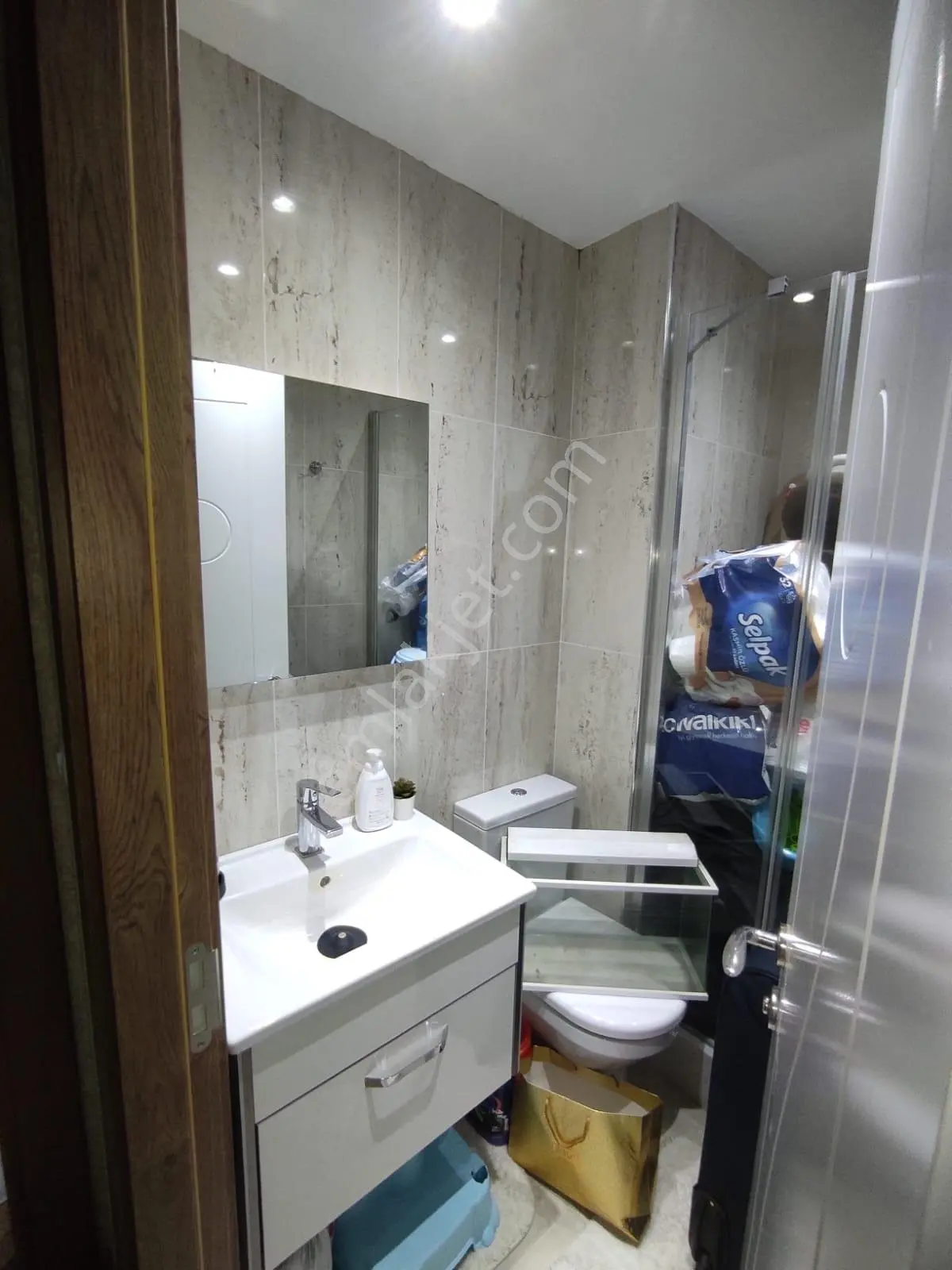 Remax Advantage'dan Sosyal Donatılı 2+1 Kiralık Daire - Görsel 18