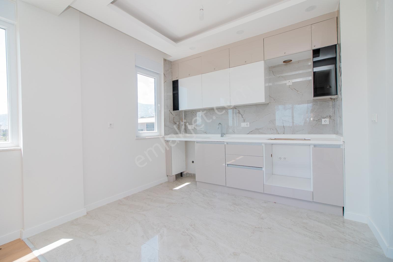Antalya Döşemealtı Çıplaklı'da Kiralık 2+1 Daire - Görsel 6