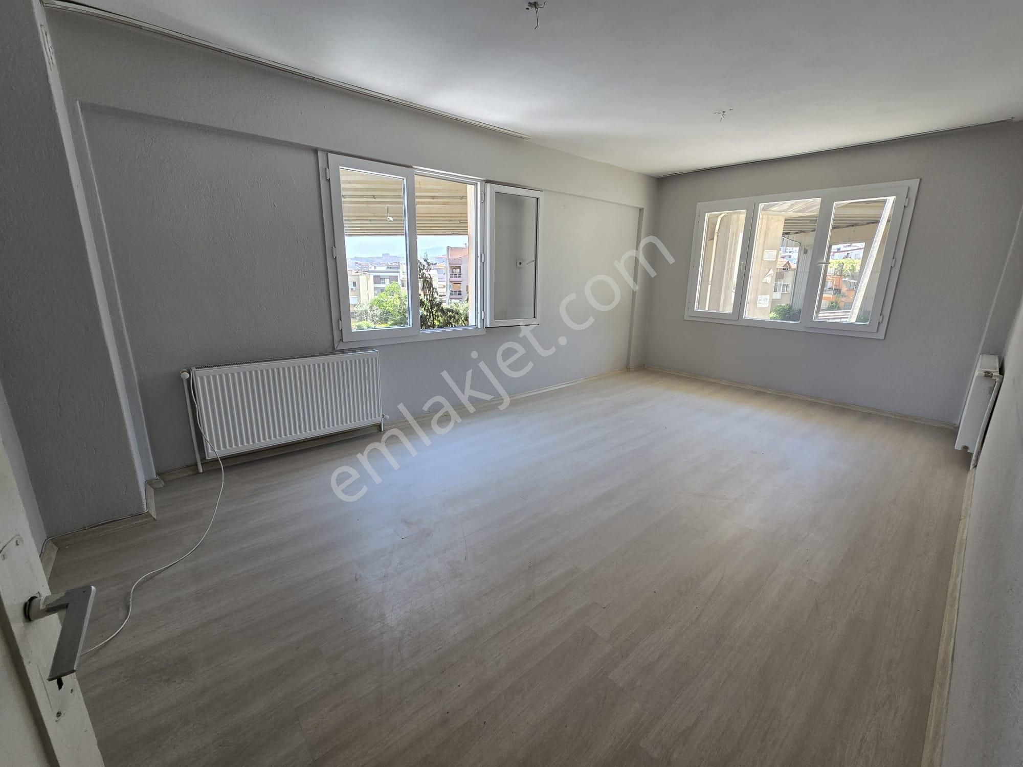 Balçova Eğitim Mahallesinde Doğalgazlı Kiralık 3+1 Daire - Görsel 18