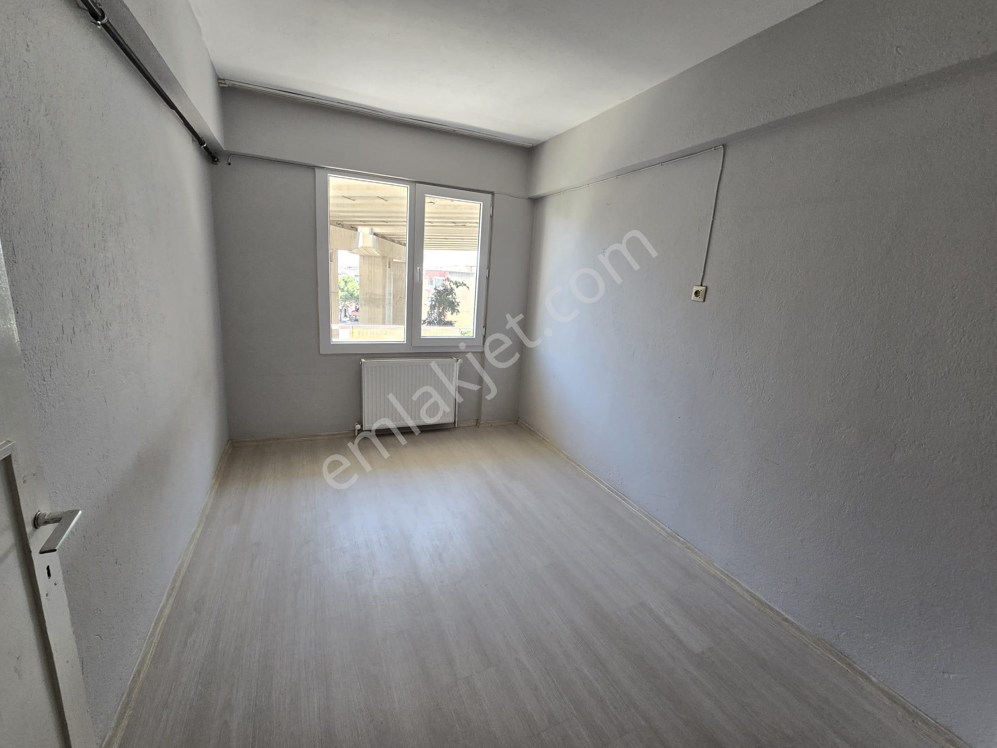 Balçova Eğitim Mahallesinde Doğalgazlı Kiralık 3+1 Daire - Görsel 22