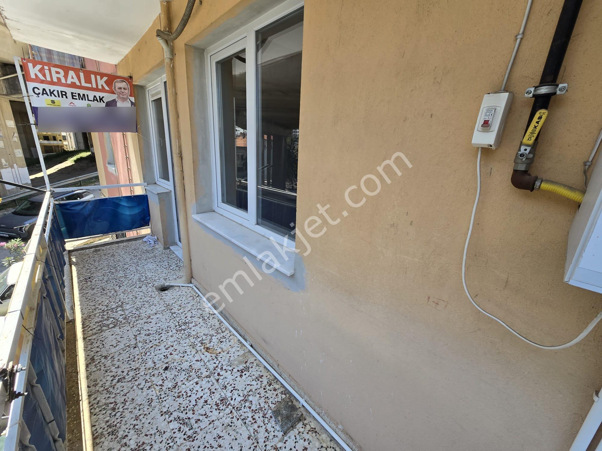 Balçova Eğitim Mahallesinde Doğalgazlı Kiralık 3+1 Daire - Görsel 26