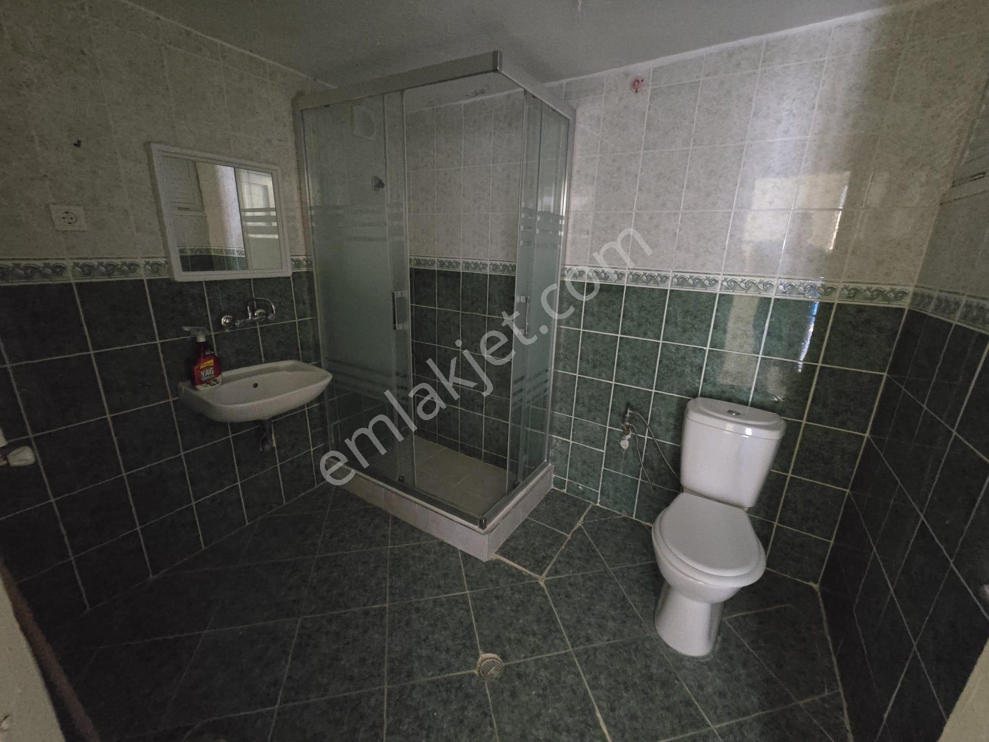 Balçova Eğitim Mahallesinde Doğalgazlı Kiralık 3+1 Daire - Görsel 10