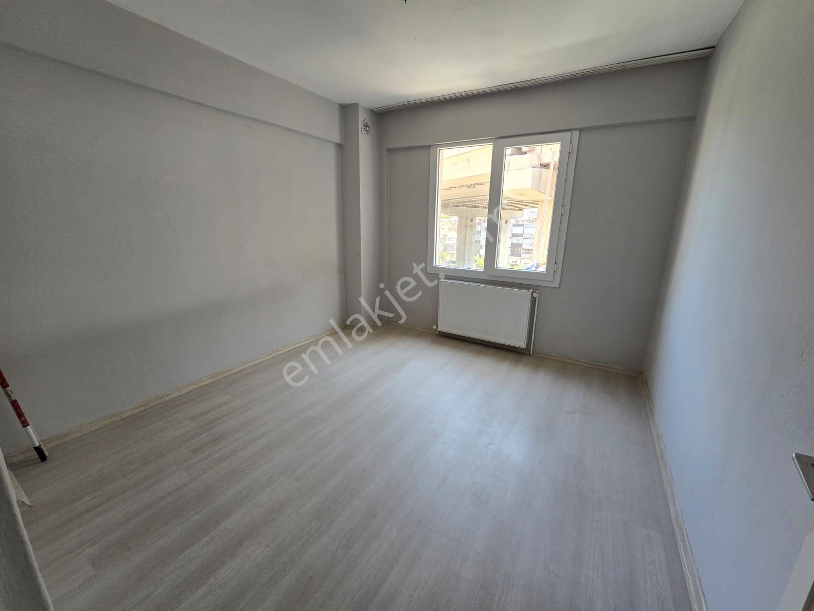 Balçova Eğitim Mahallesinde Doğalgazlı Kiralık 3+1 Daire - Görsel 23