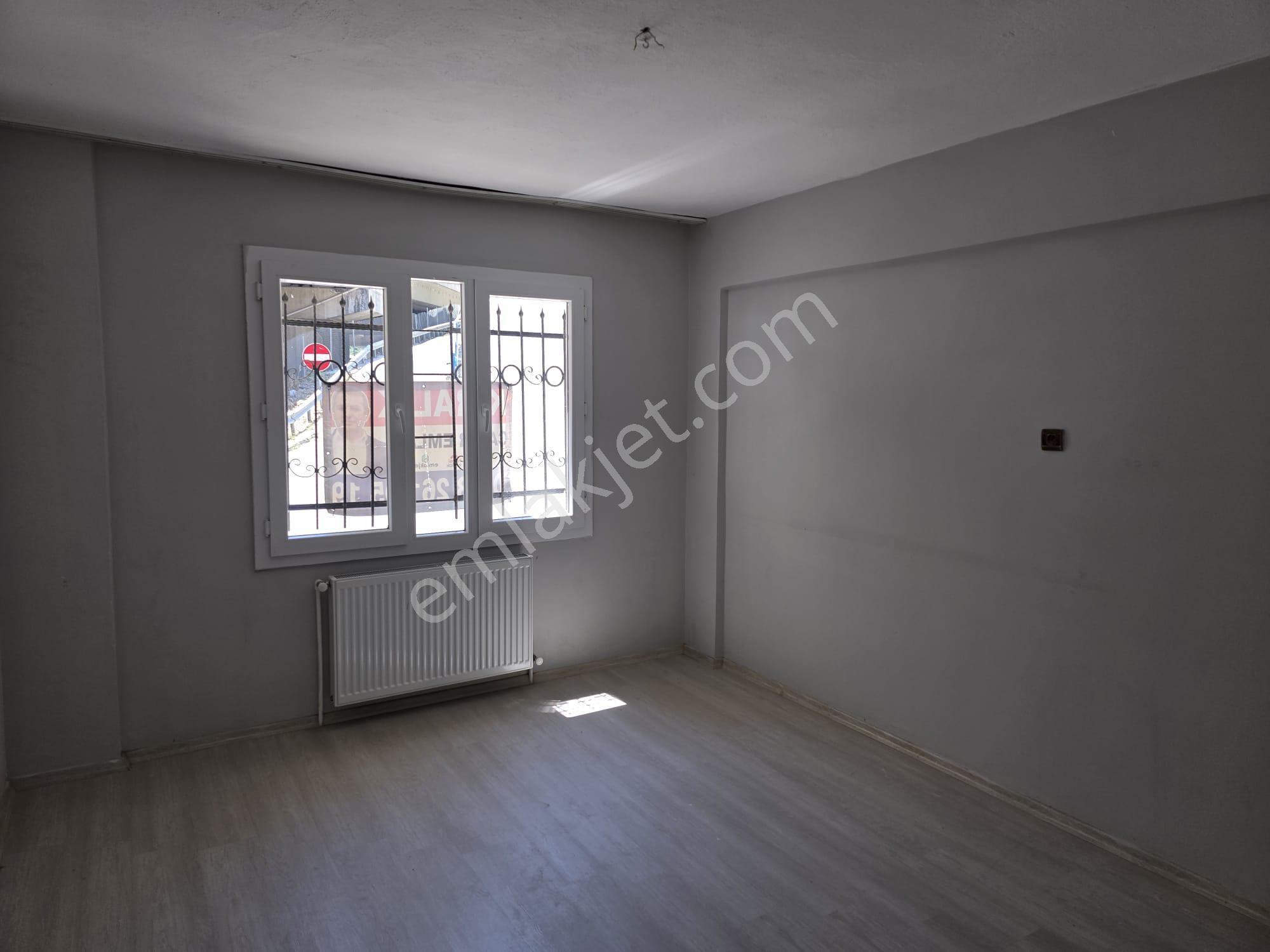 Balçova Eğitim Mahallesinde Doğalgazlı Kiralık 3+1 Daire - Görsel 6