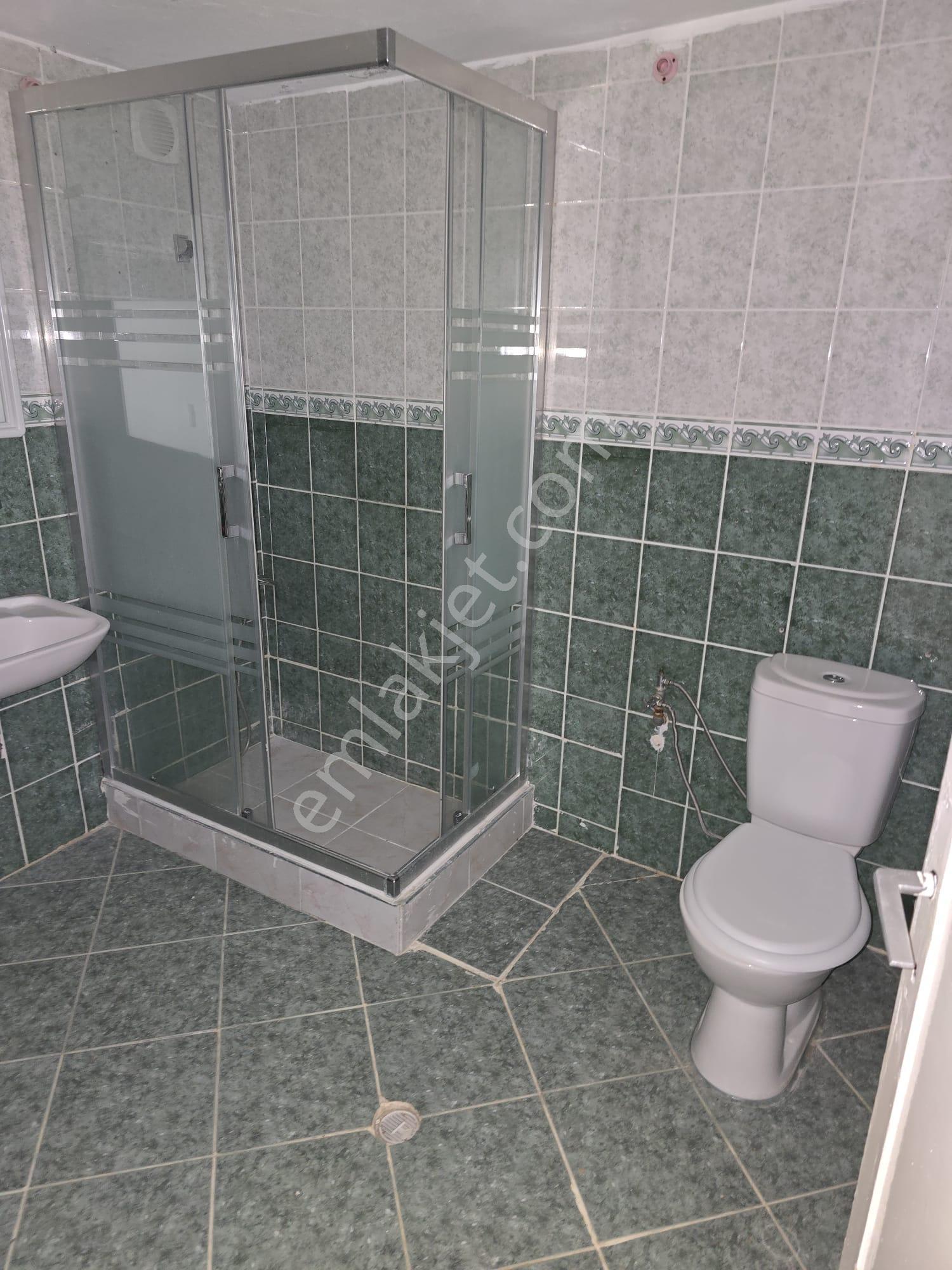 Balçova Eğitim Mahallesinde Doğalgazlı Kiralık 3+1 Daire - Görsel 8