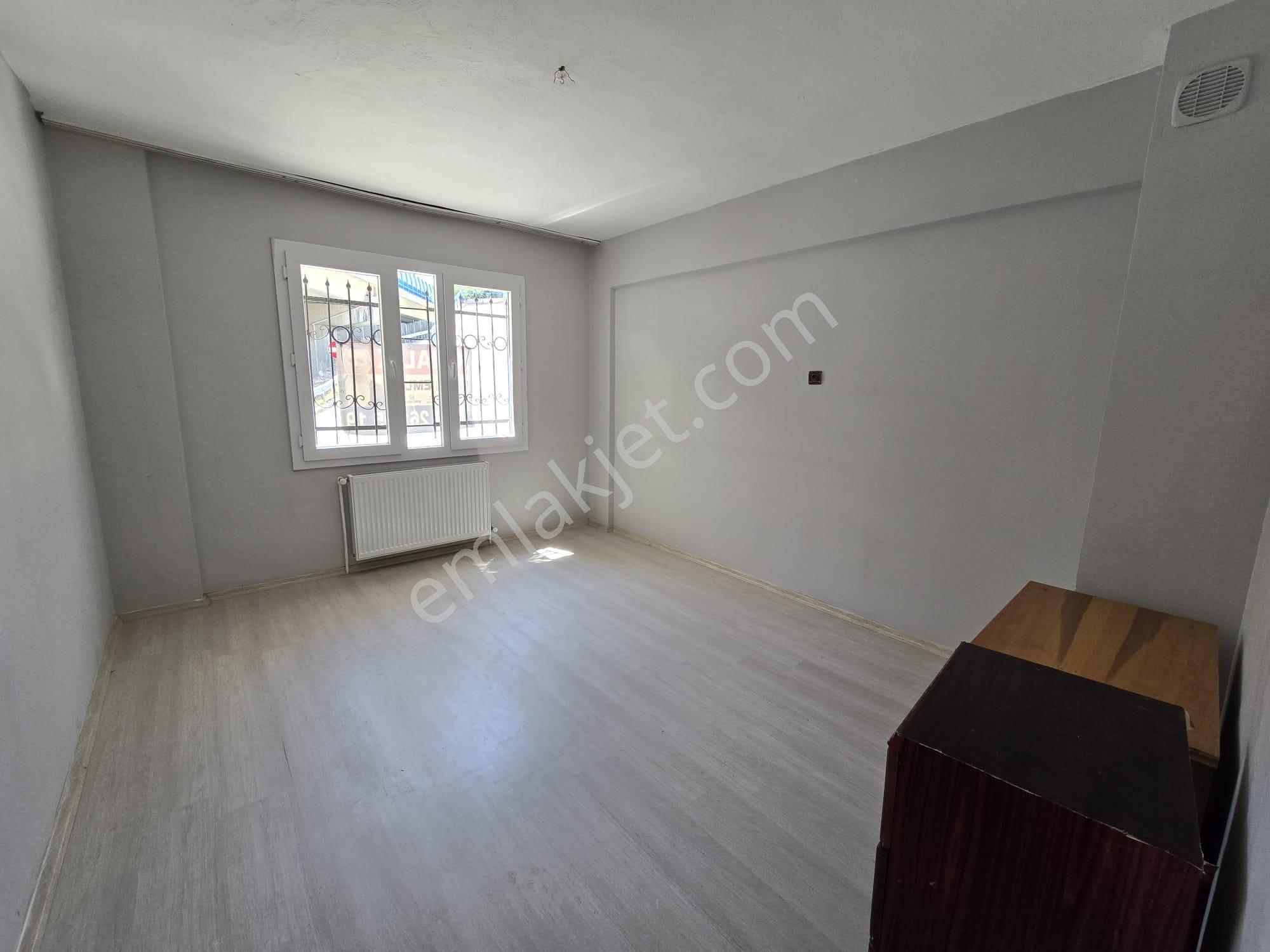 Balçova Eğitim Mahallesinde Doğalgazlı Kiralık 3+1 Daire - Görsel 21