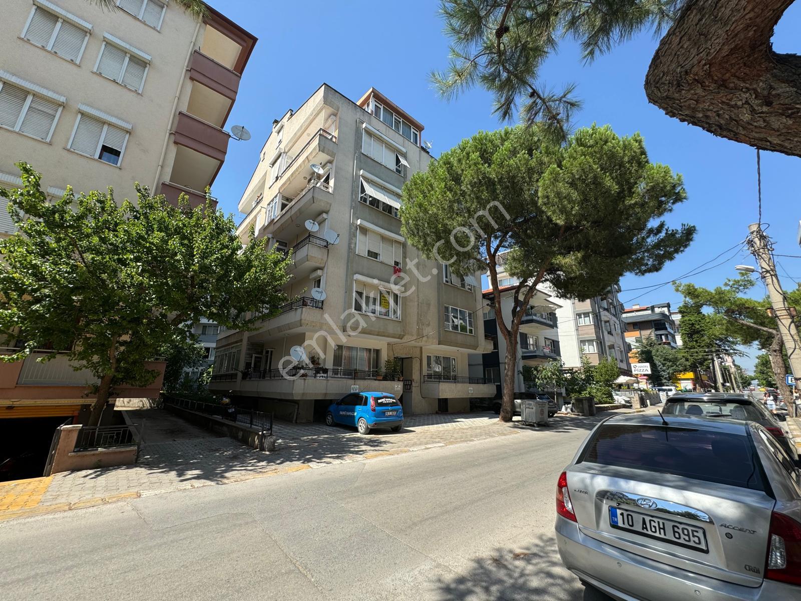 Cb King Den Atatürk Mh. Turgut Reis Cad. 2+1 90m2 Satılık Daire - Görsel 2