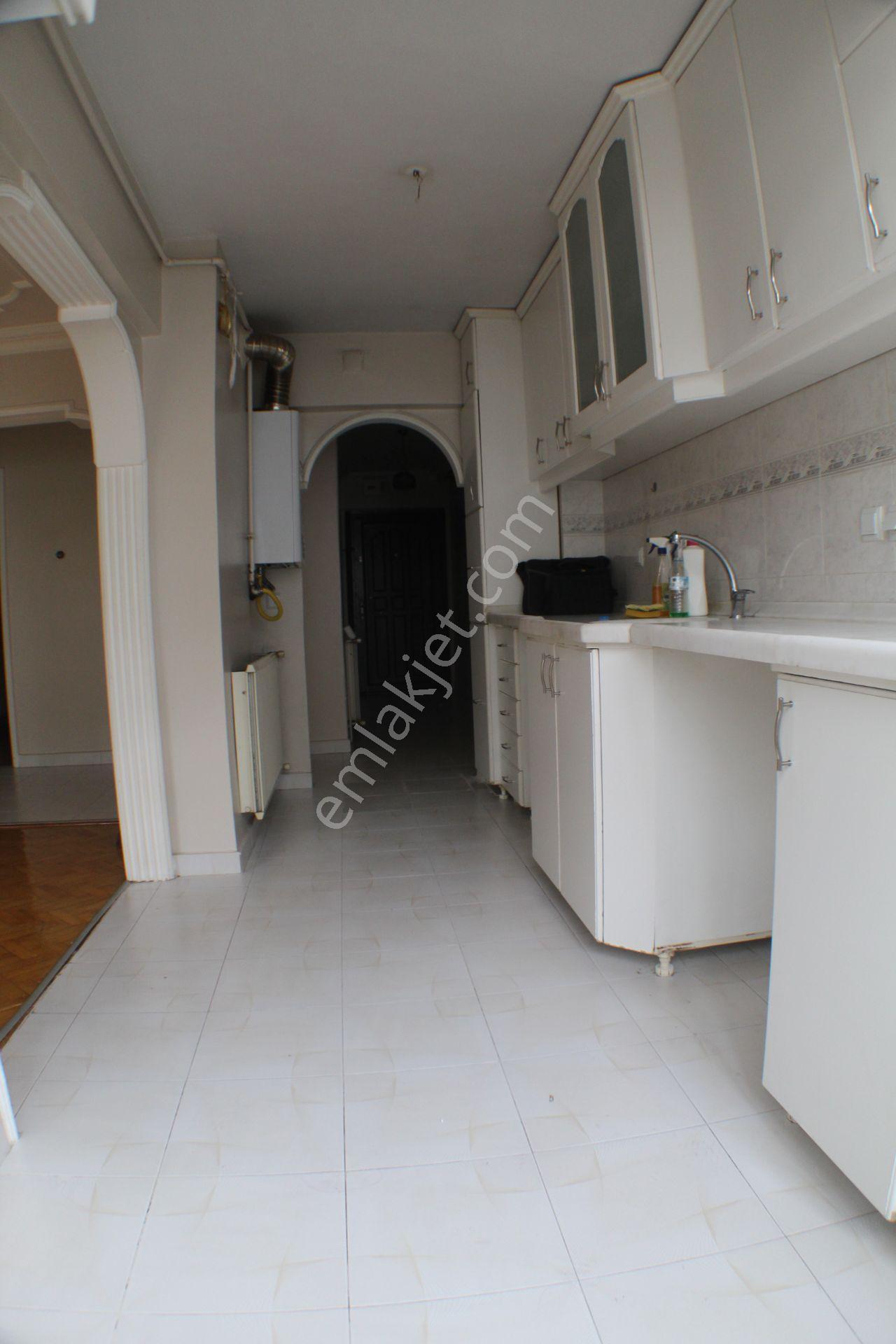 Bursa Yıldırım Yenimahalle'de 2+1 Kombili 3. Kat Daire Kiralık - Görsel 15