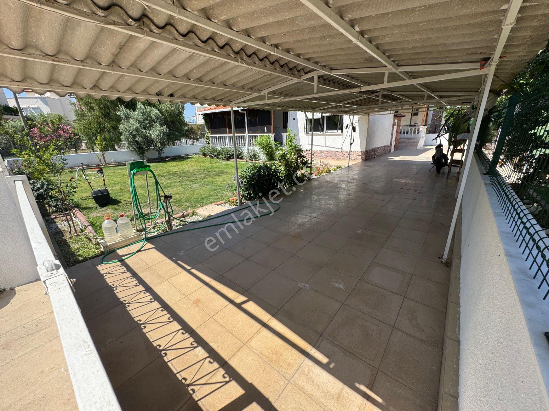 İzmir Dikili Çandarlı Asnur Sitesi 3+1 Satılık Ful Eşyalı Villa - Görsel 35