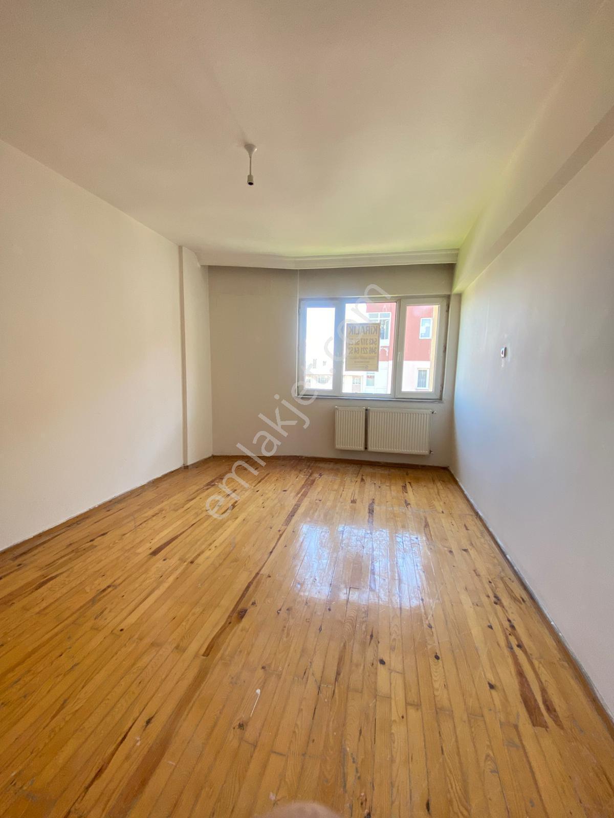 Kılavuz'da Şehitler Bölge Parkı Karşısında 4+1 Kiralık Daire - Görsel 6