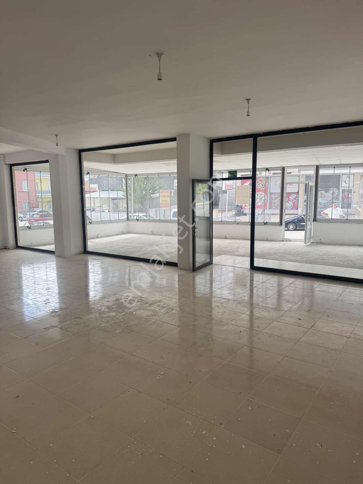 Eymen Yapı-bahabey Caddesi Özkan Tekel Arkası Kiralık Dükkan - Görsel 2