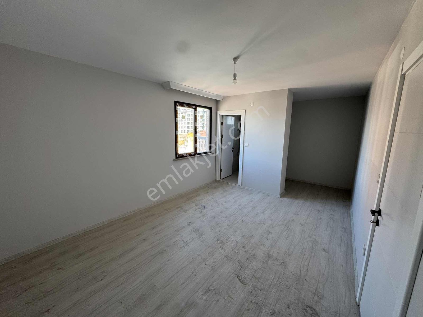 Vefa Gayrimenkulden Metroya 50 M Mesafade Kiralık Üst Dubleks - Görsel 17