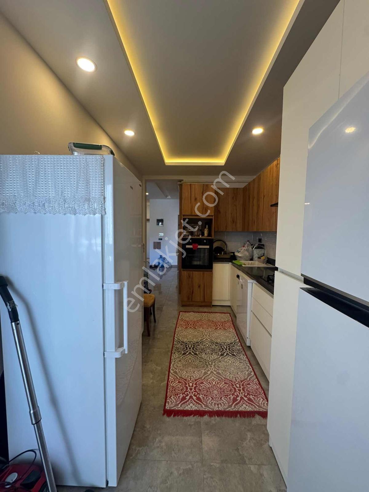 Views Emlak'tan 180m2 + 150m2 Özel Bahçeli Villa Tadında Daire - Görsel 8
